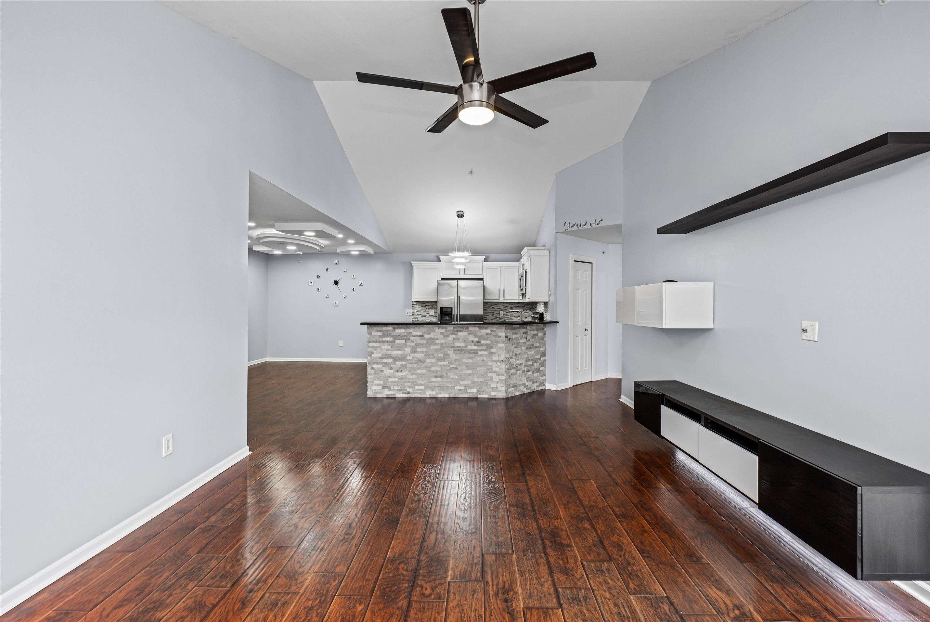 49143 W WOODS Drive, Shelby Twp, MI 48317 — Photo 18