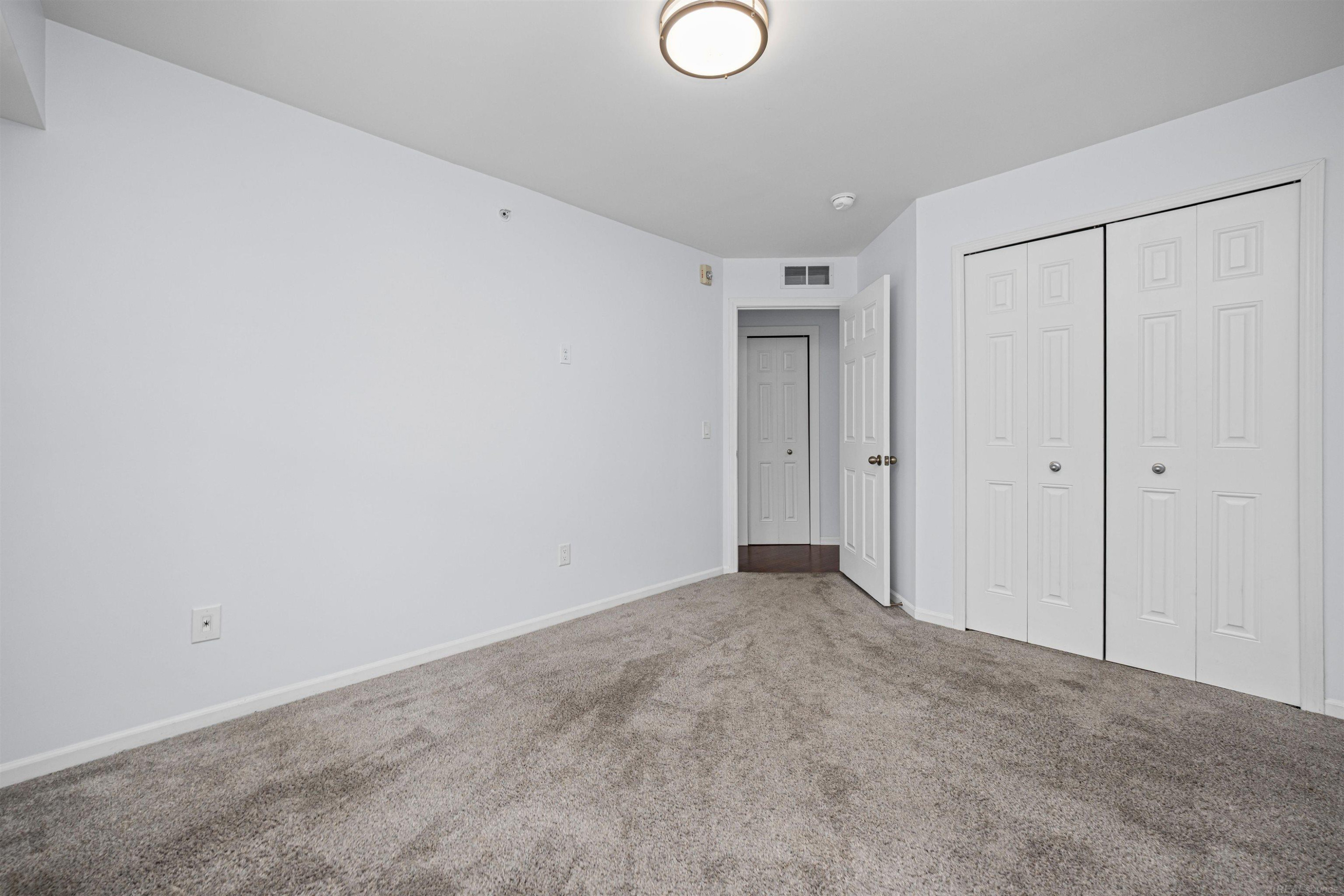 49143 W WOODS Drive, Shelby Twp, MI 48317 — Photo 23