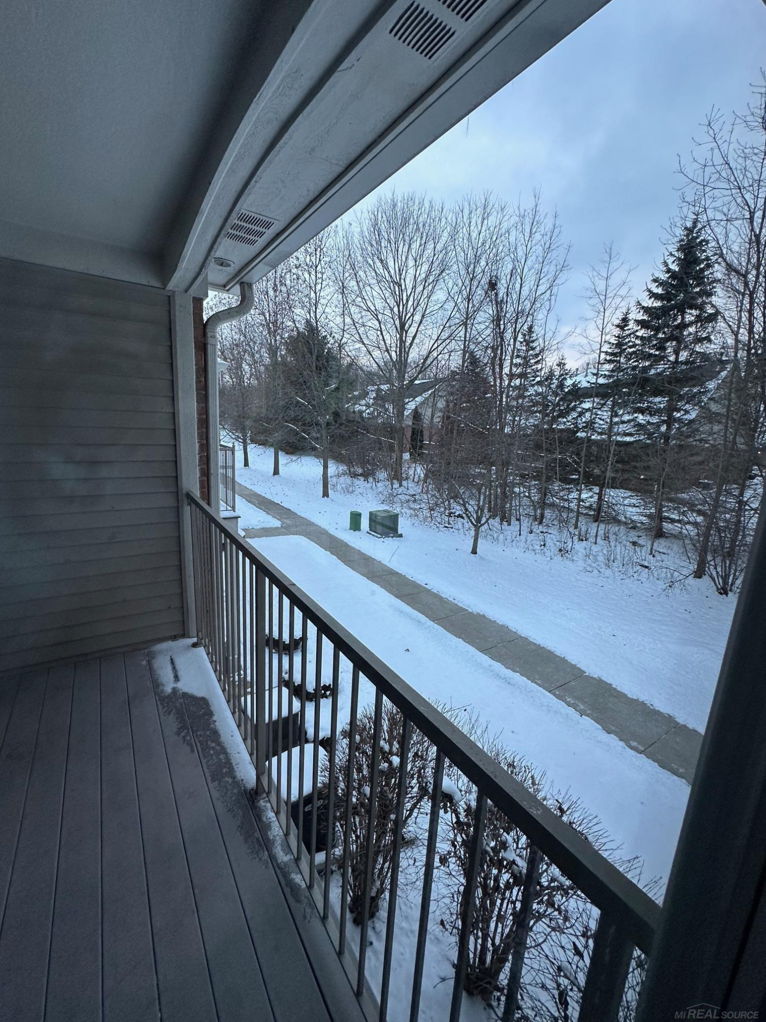 49143 W WOODS Drive, Shelby Twp, MI 48317 — Photo 35