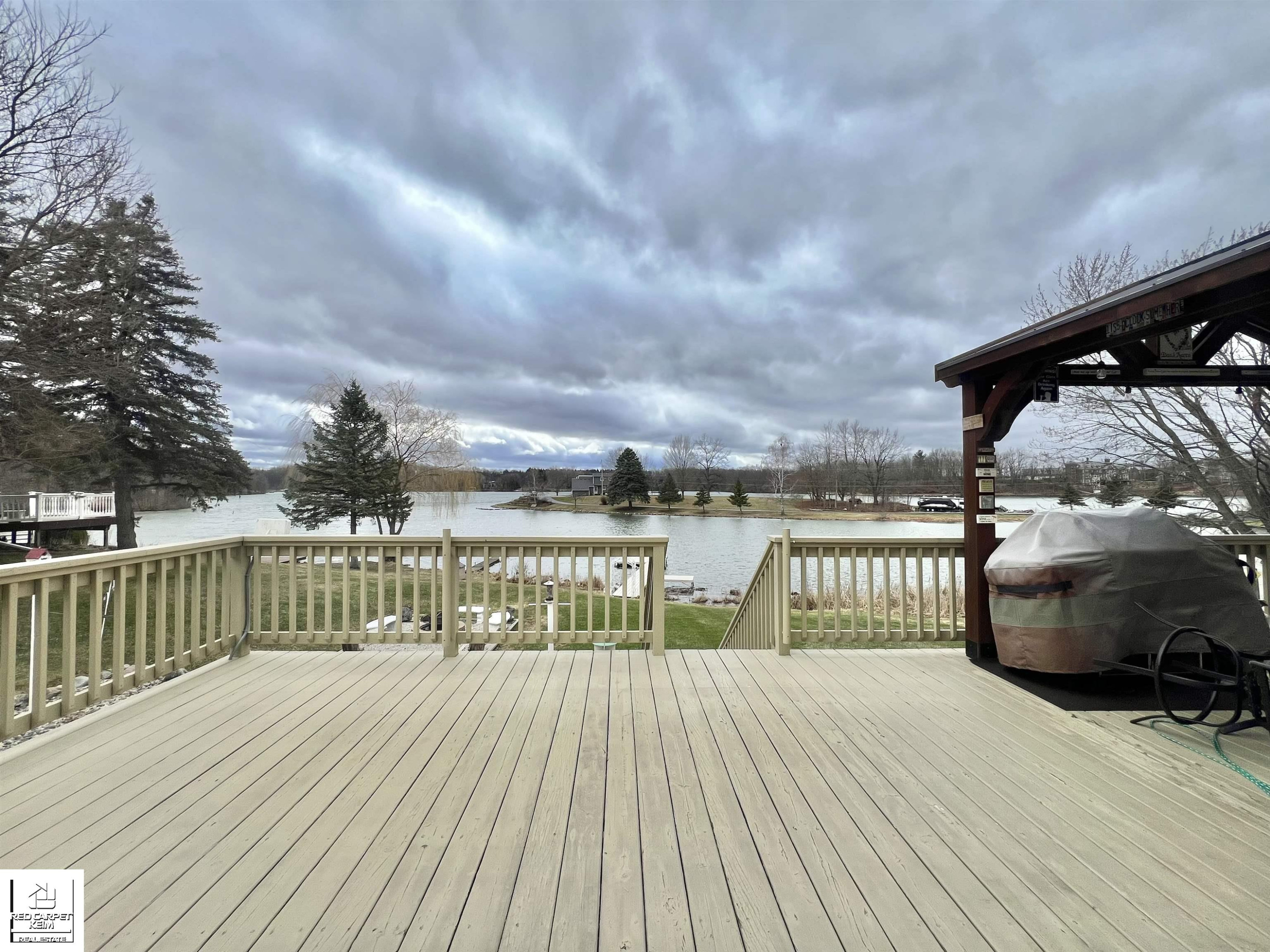 10394 Hills Lane, MI — Photo 12