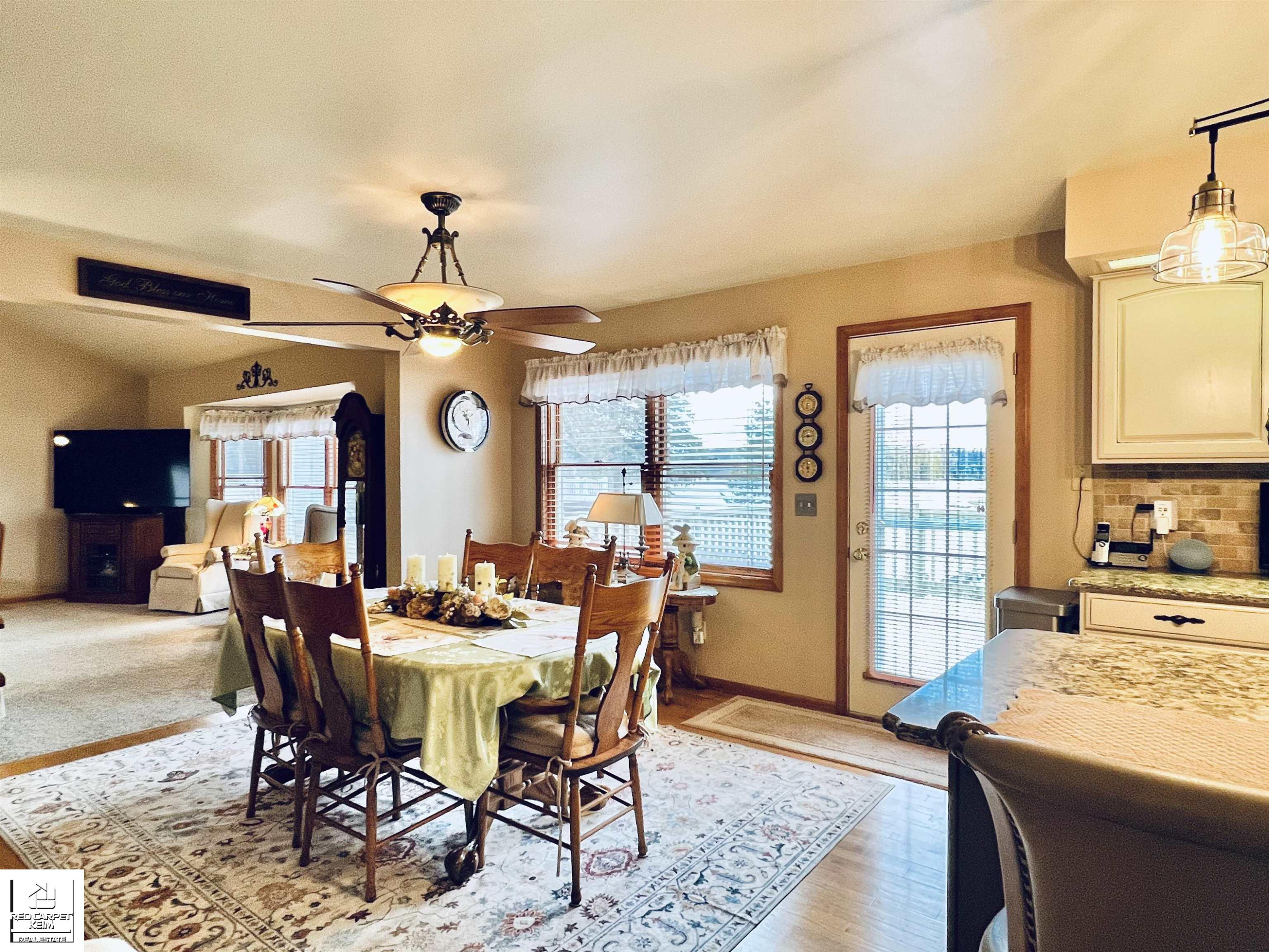 10394 Hills Lane, MI — Photo 14