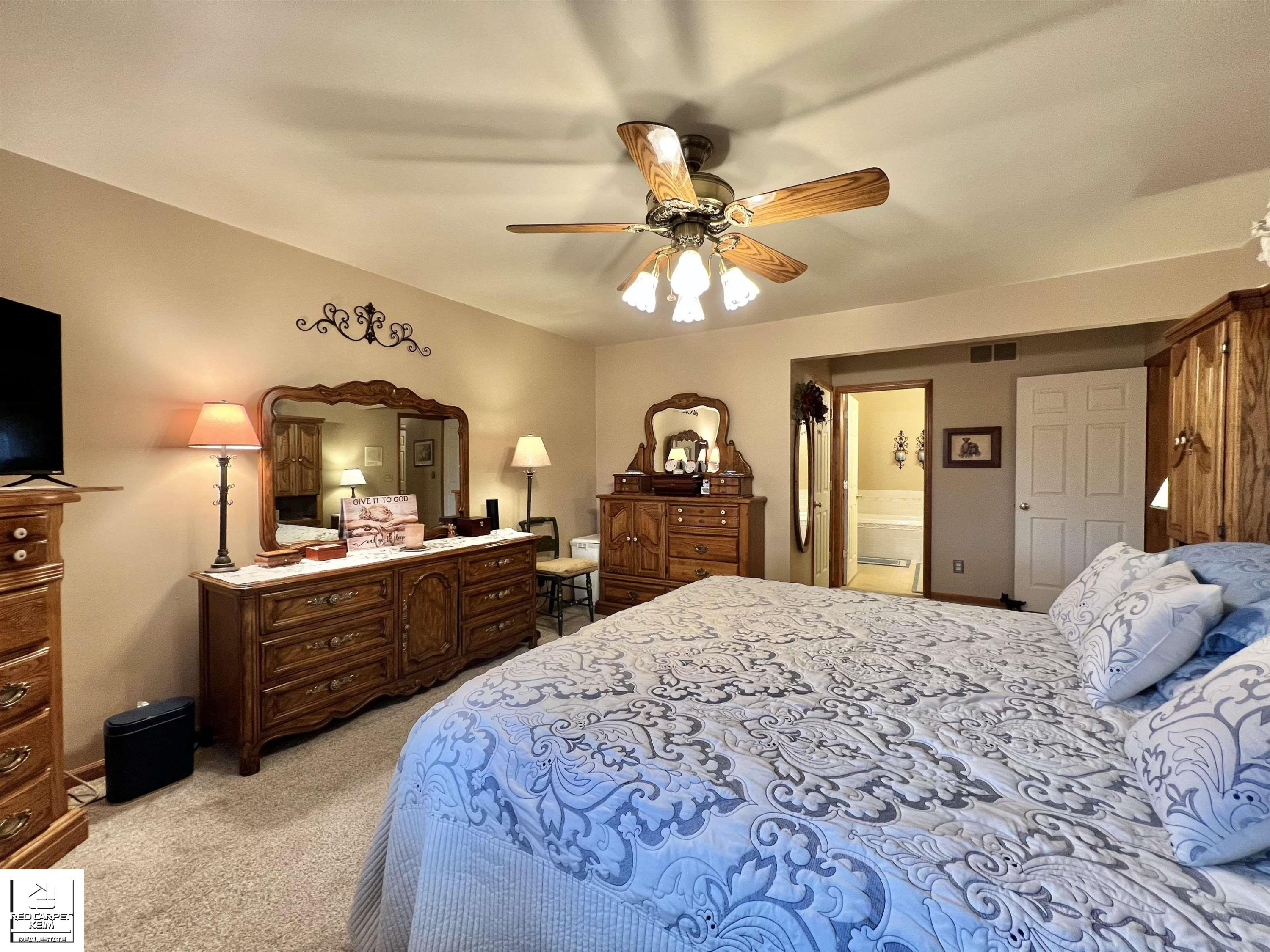 10394 Hills Lane, MI — Photo 22