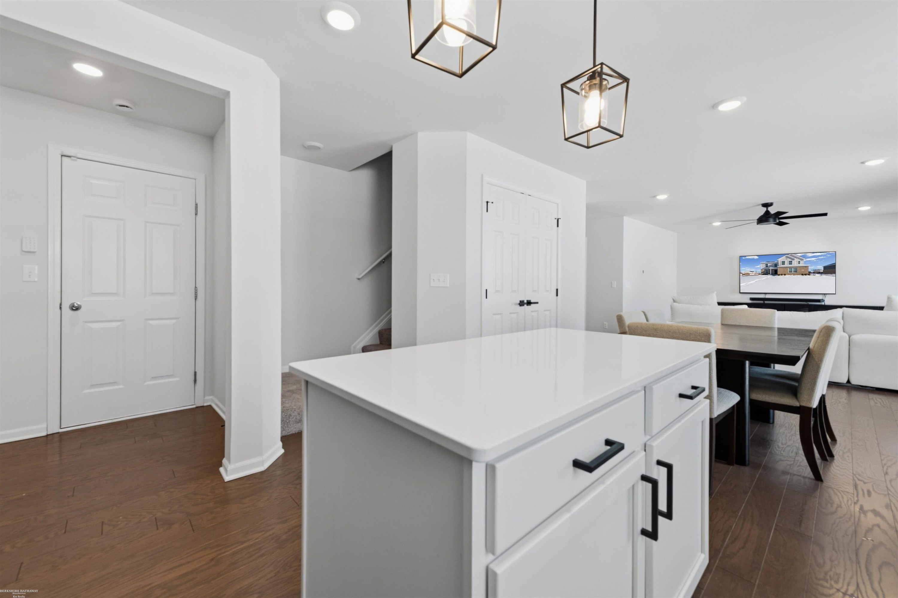 14211 Laurelwood Drive, 60, MI 48111 — Photo 14
