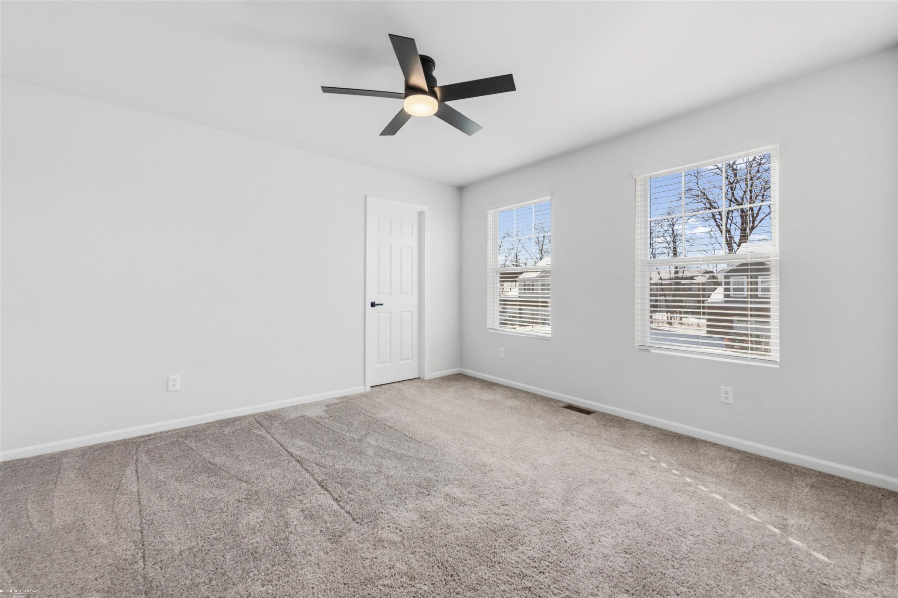 14211 Laurelwood Drive, 60, MI 48111 — Photo 17