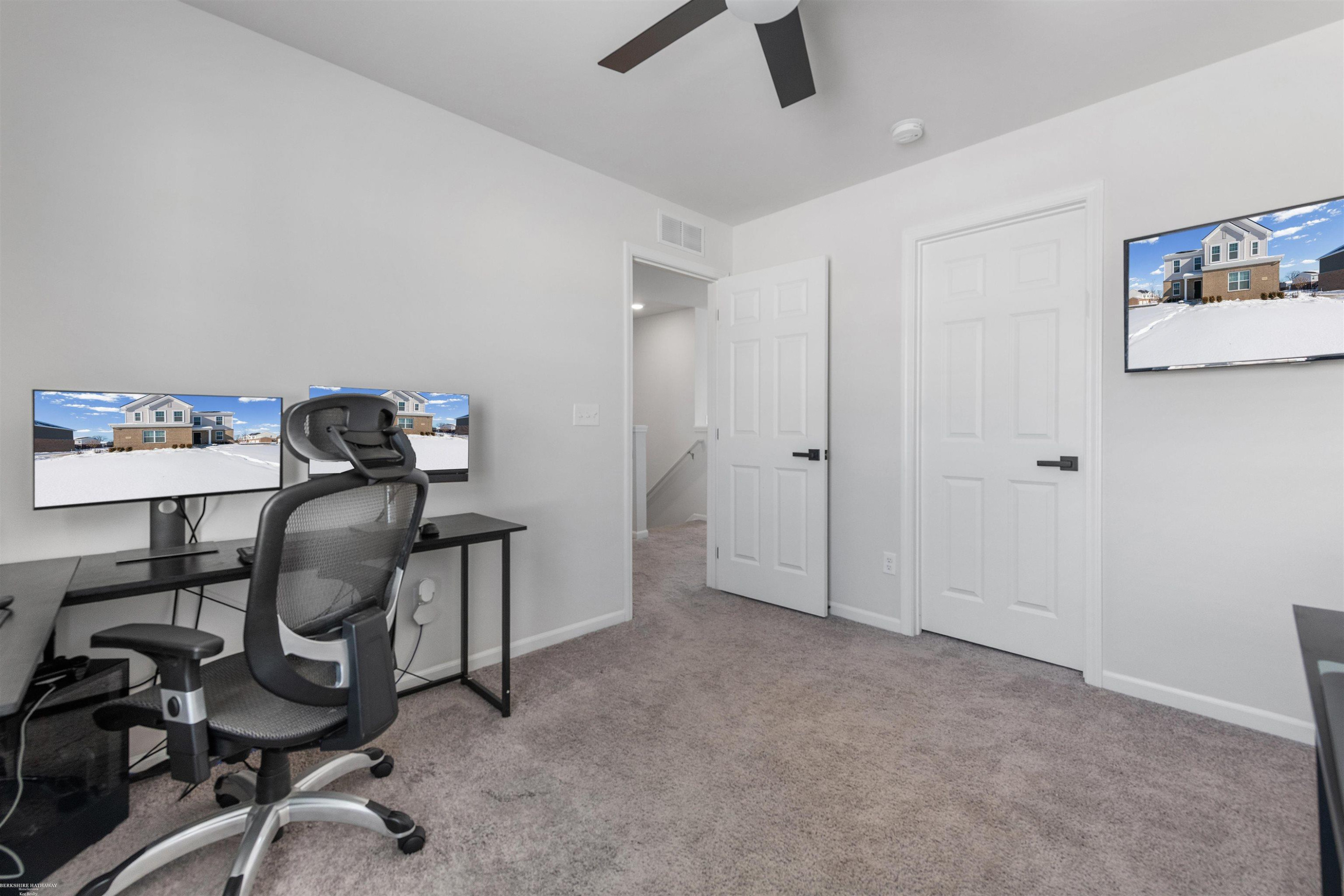 14211 Laurelwood Drive, 60, MI 48111 — Photo 25