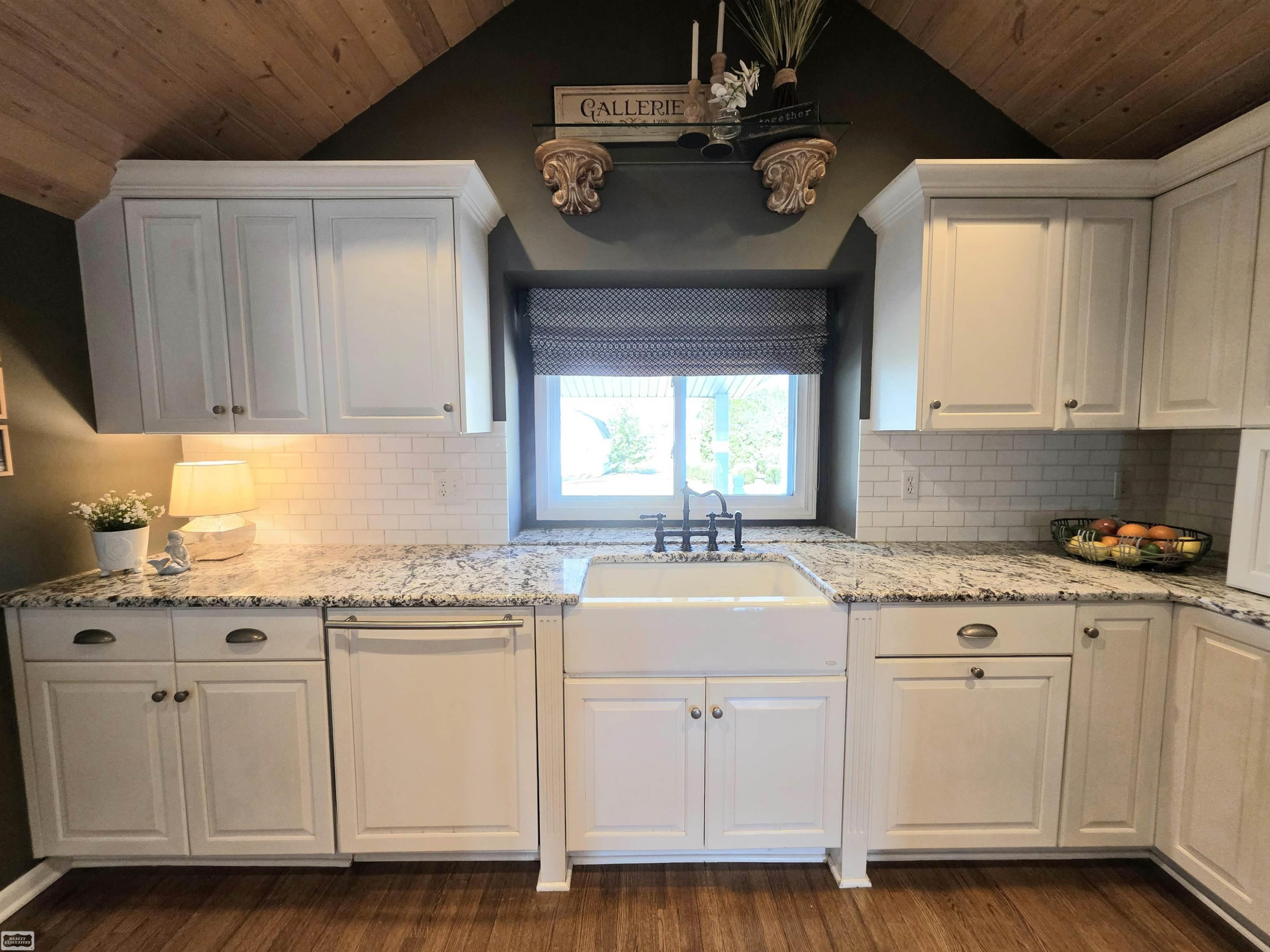 206 Edgewater Drive, Algonac, MI 48001 — Photo 21