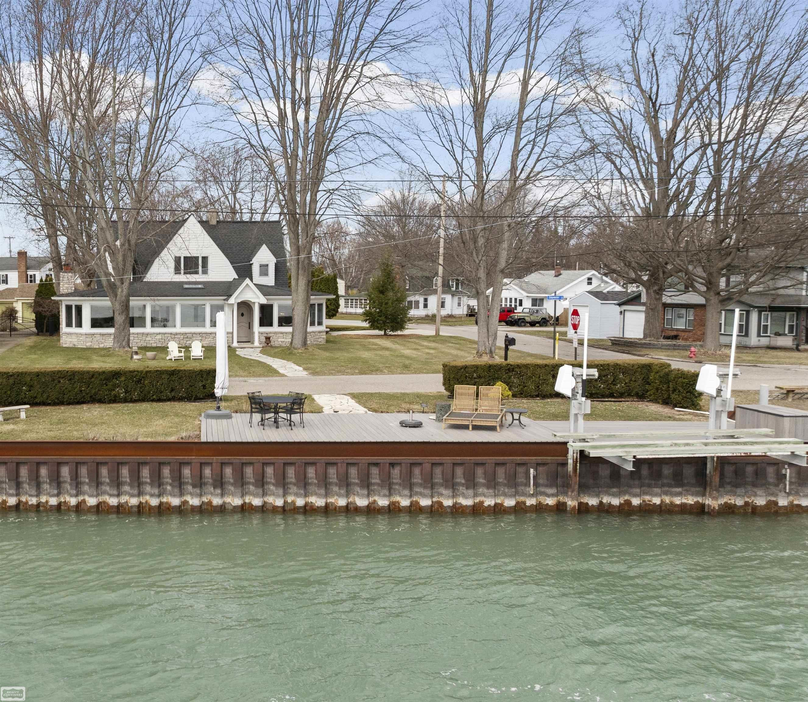 206 Edgewater Drive, Algonac, MI 48001 — Photo 42