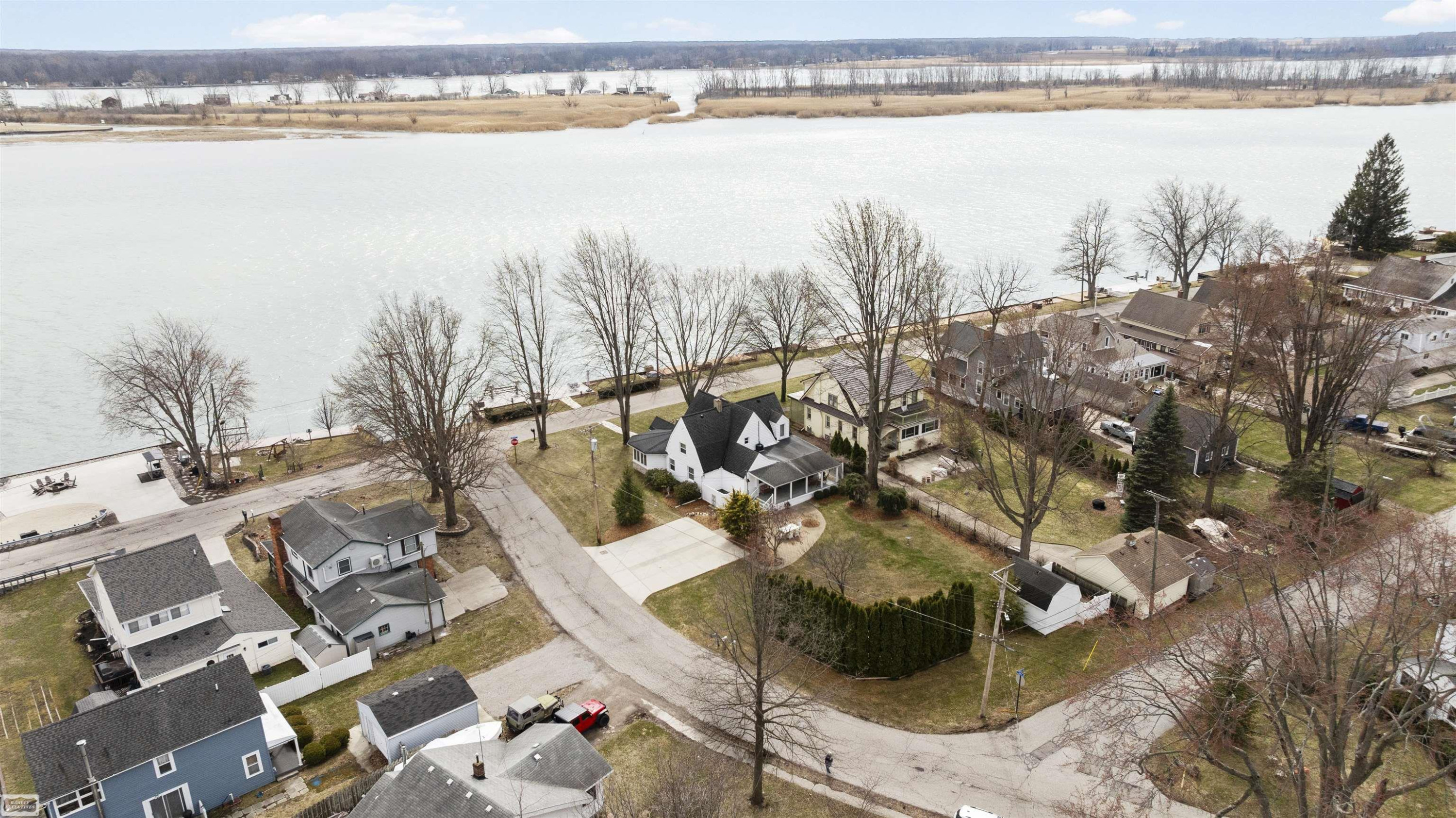 206 Edgewater Drive, Algonac, MI 48001 — Photo 45