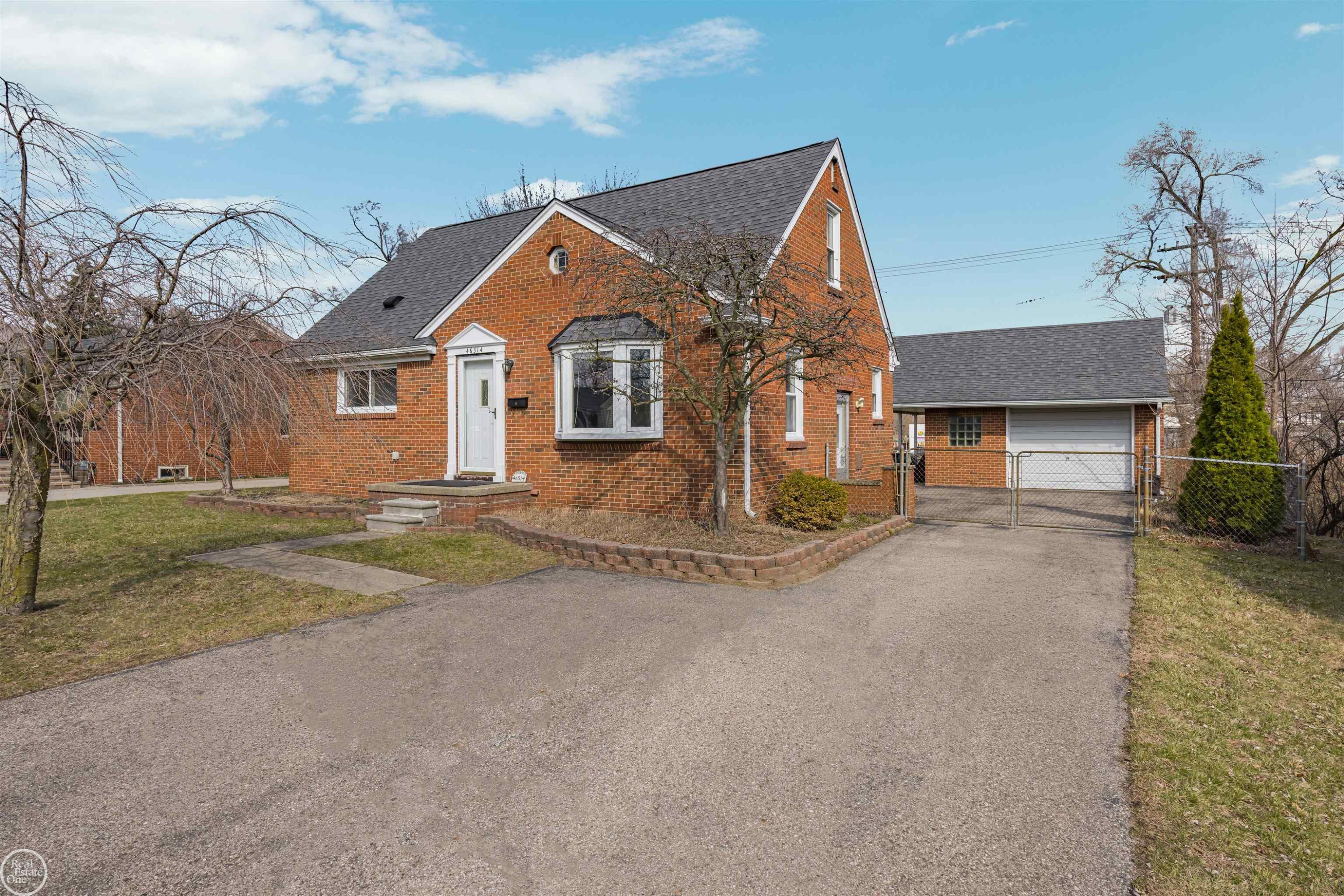 46514 Wright Avenue, Shelby Twp, MI 48317 — Photo 2