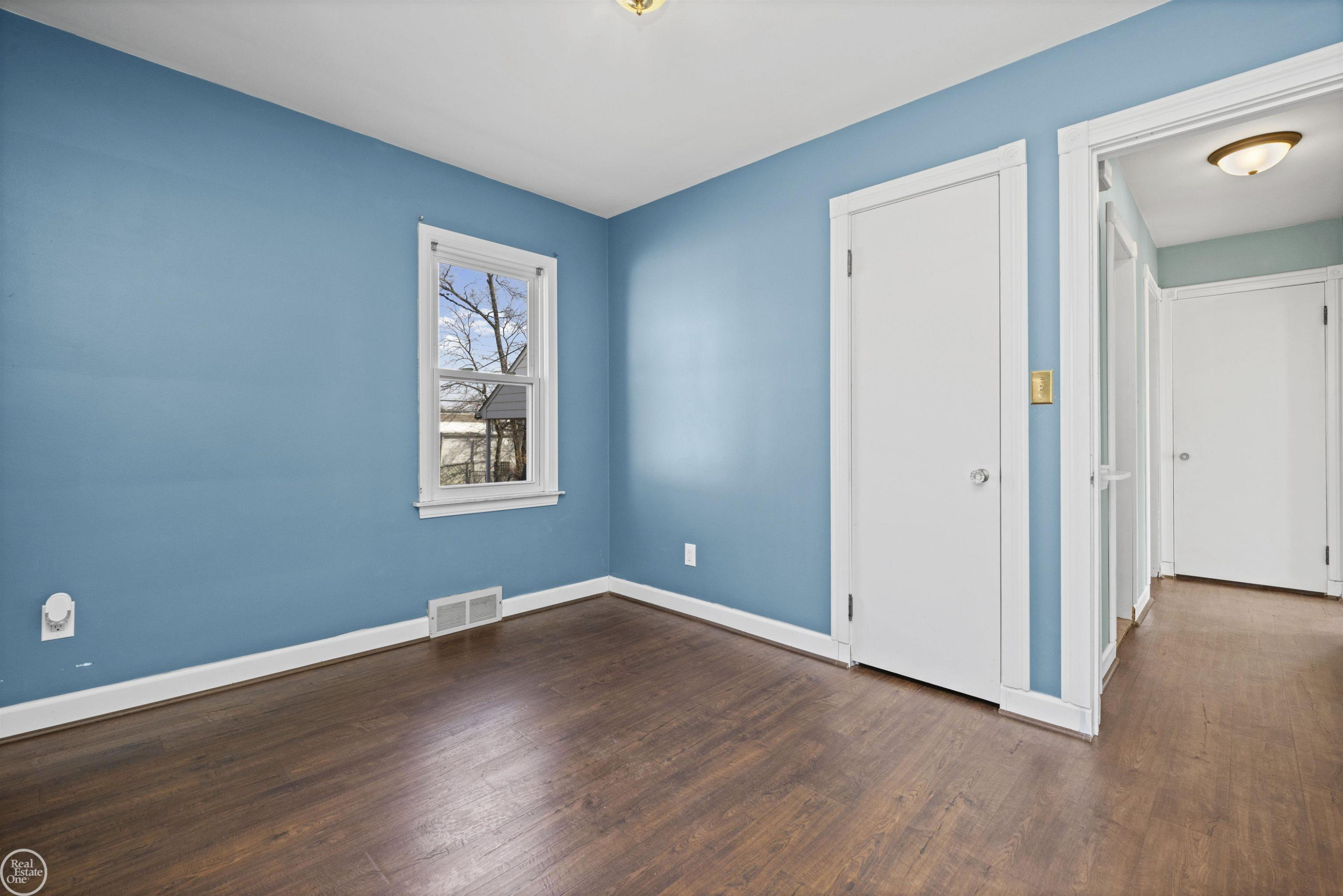 46514 Wright Avenue, Shelby Twp, MI 48317 — Photo 20