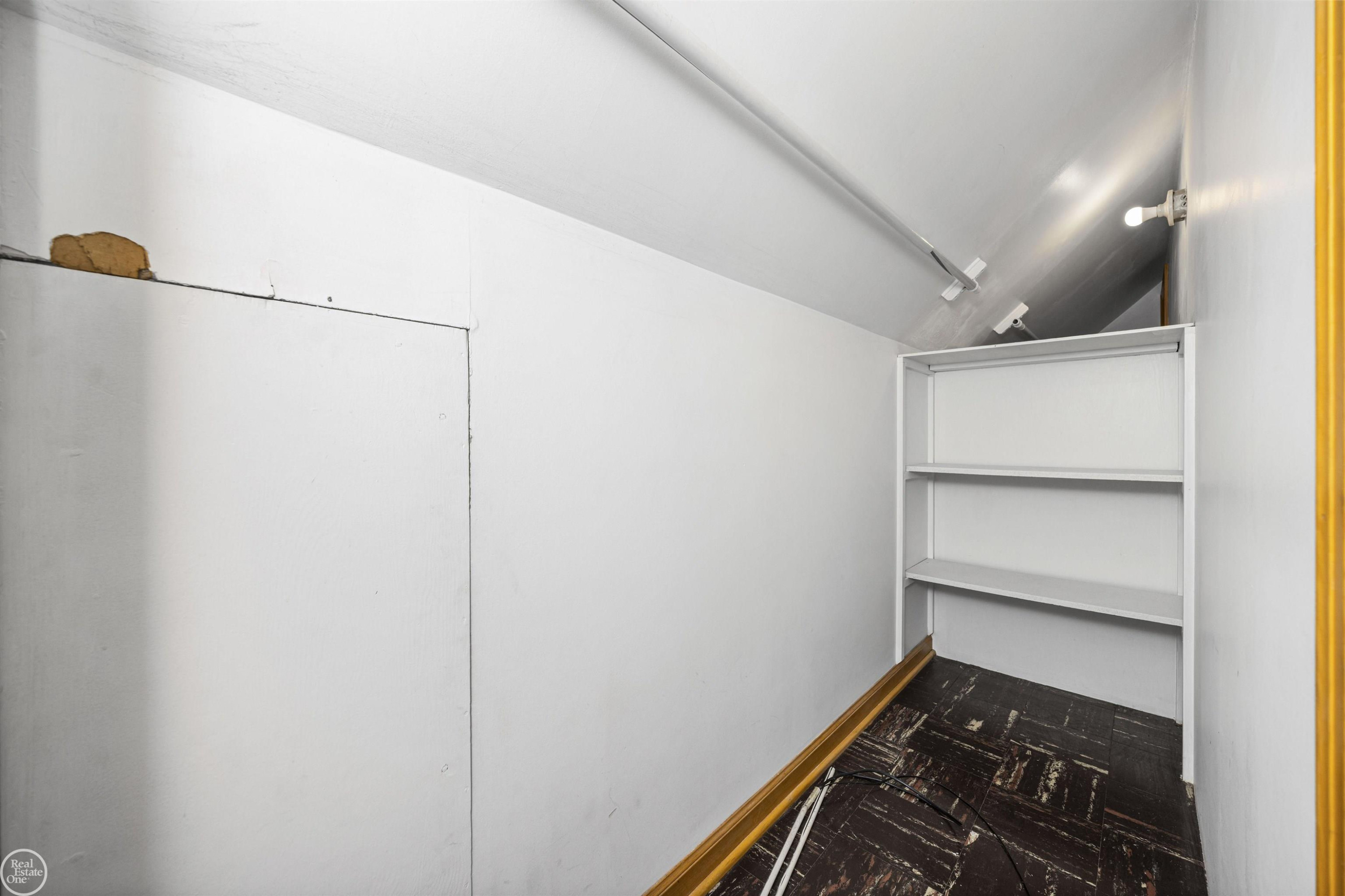 46514 Wright Avenue, Shelby Twp, MI 48317 — Photo 28