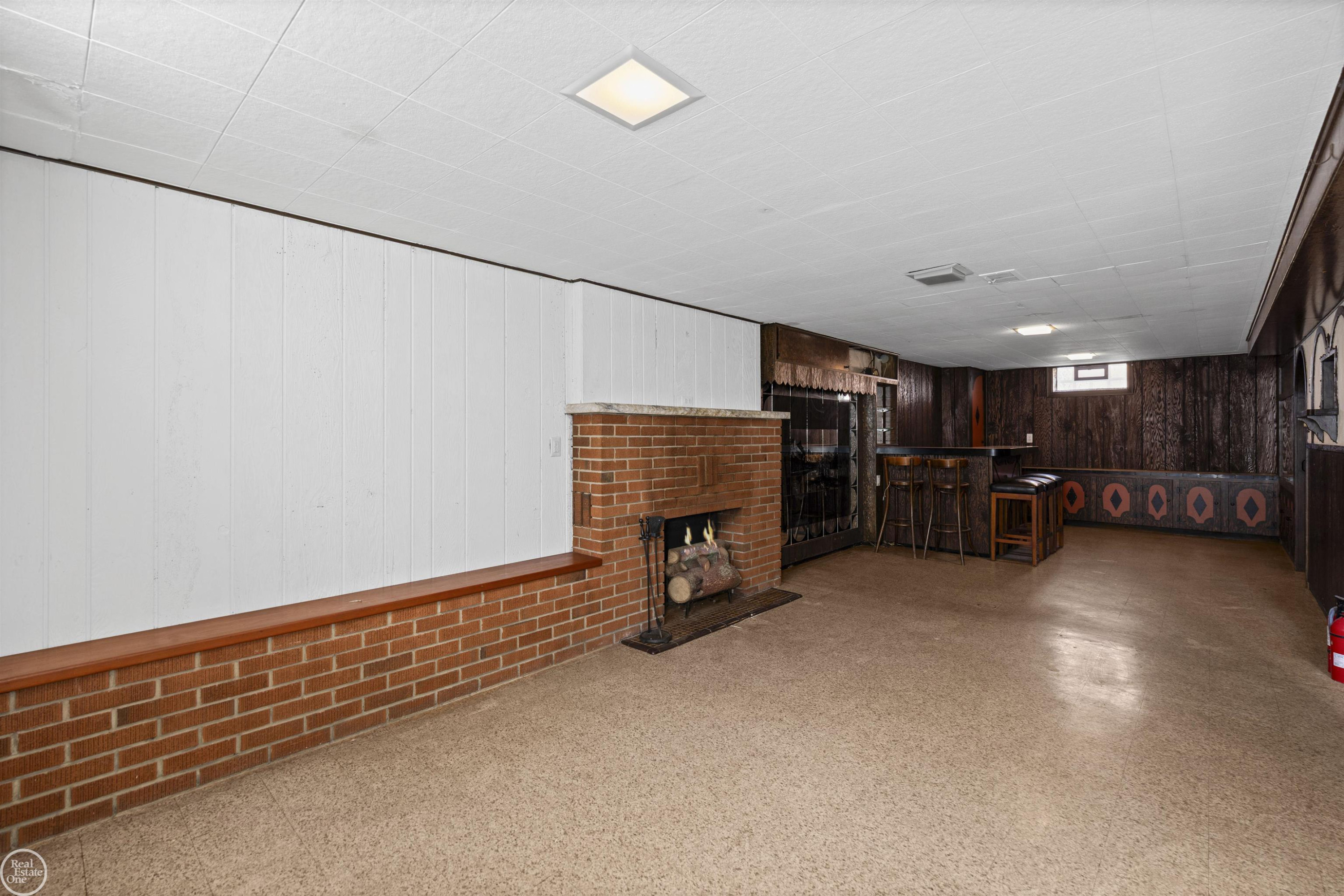 46514 Wright Avenue, Shelby Twp, MI 48317 — Photo 35