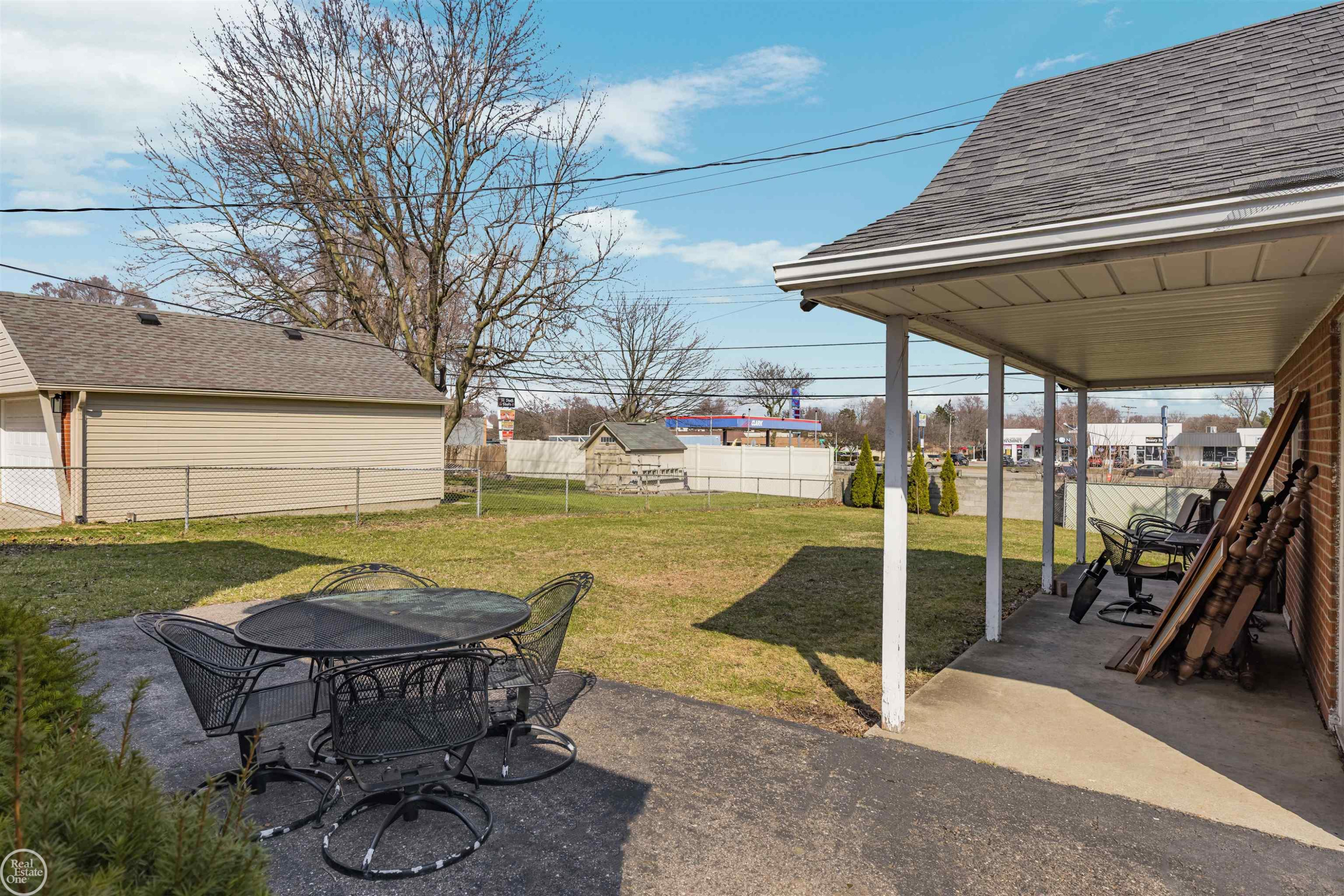 46514 Wright Avenue, Shelby Twp, MI 48317 — Photo 39