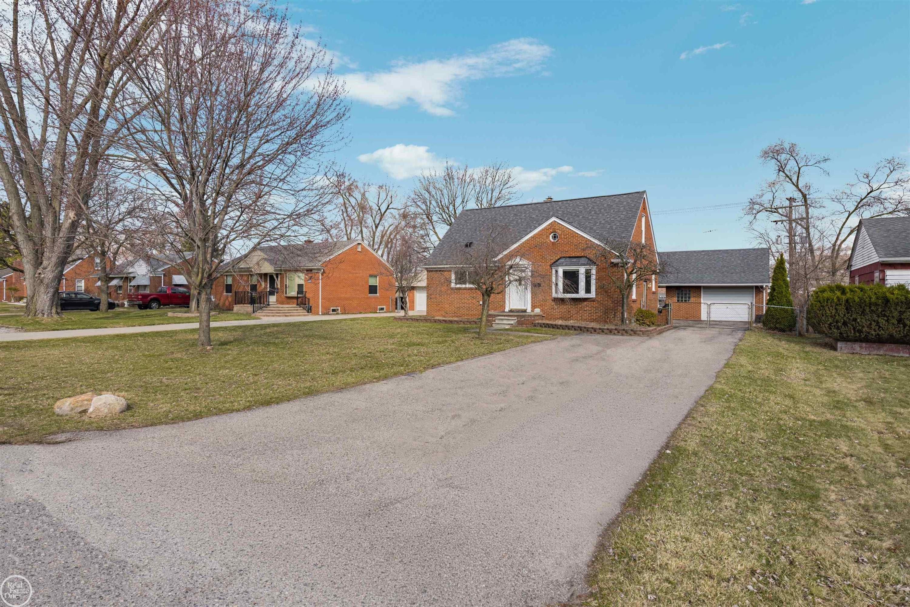46514 Wright Avenue, Shelby Twp, MI 48317 — Photo 45