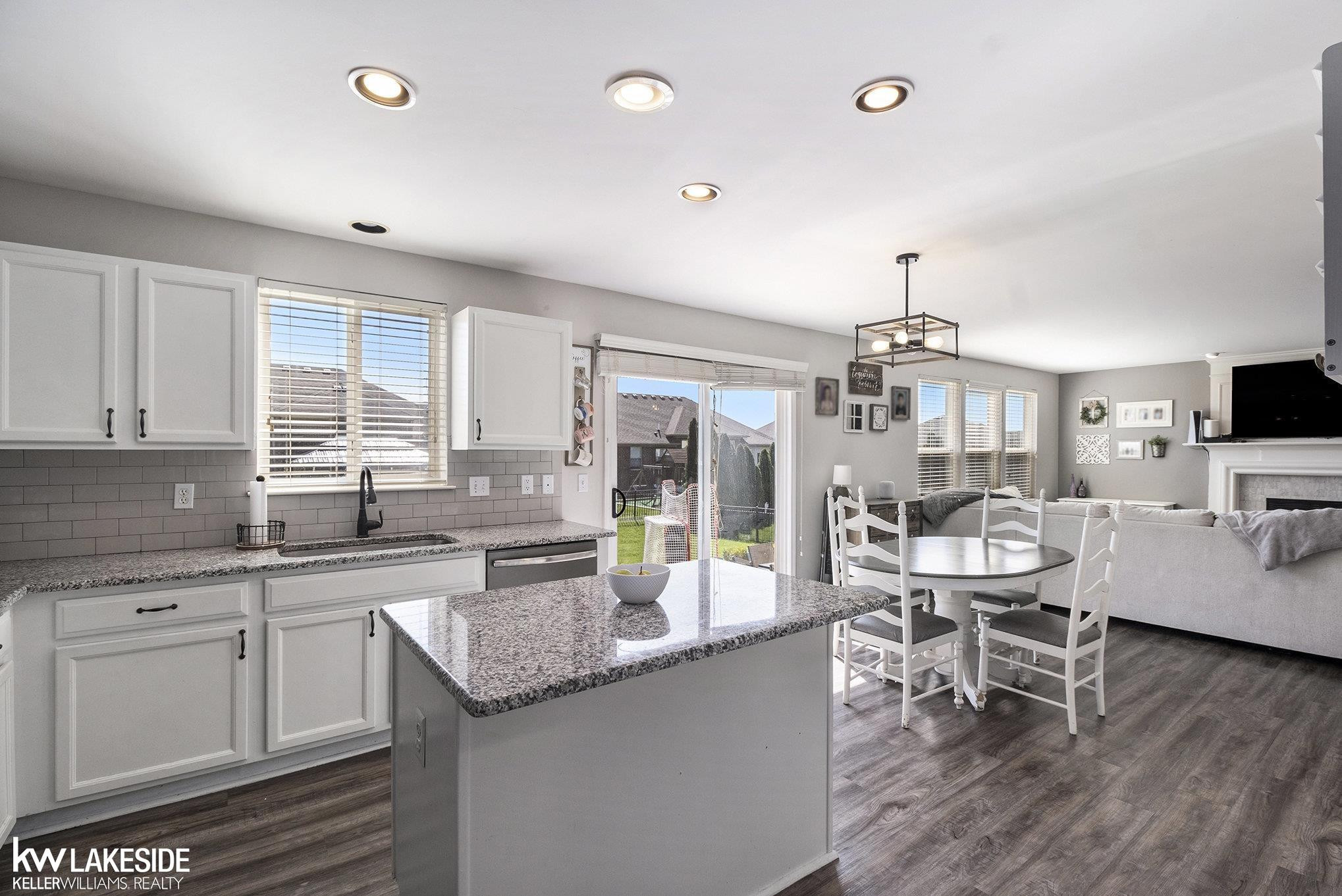 56546 Winding Creek Drive, Macomb, MI 48042 — Photo 11