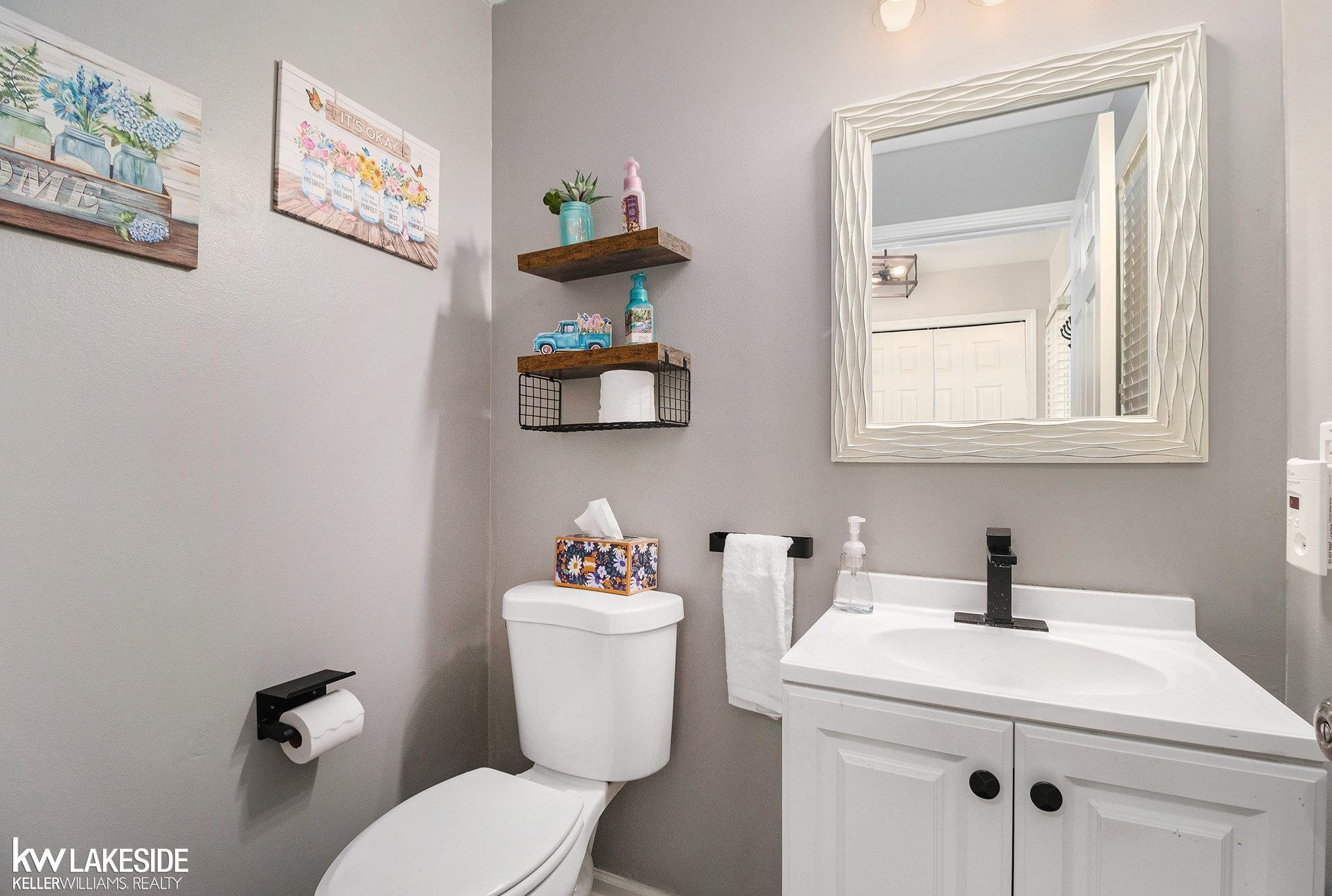56546 Winding Creek Drive, Macomb, MI 48042 — Photo 12