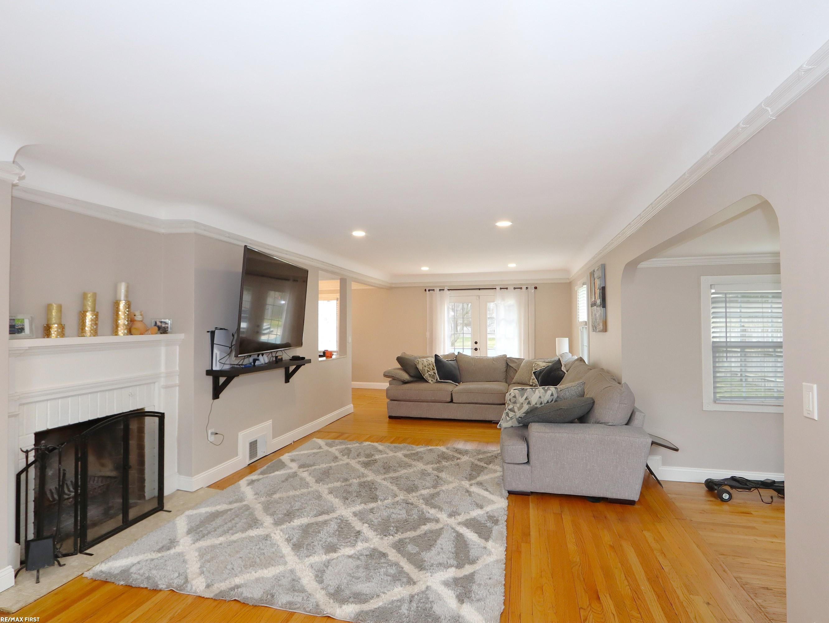 31778 Cloverly Court, Warren, MI 48092 — Photo 34
