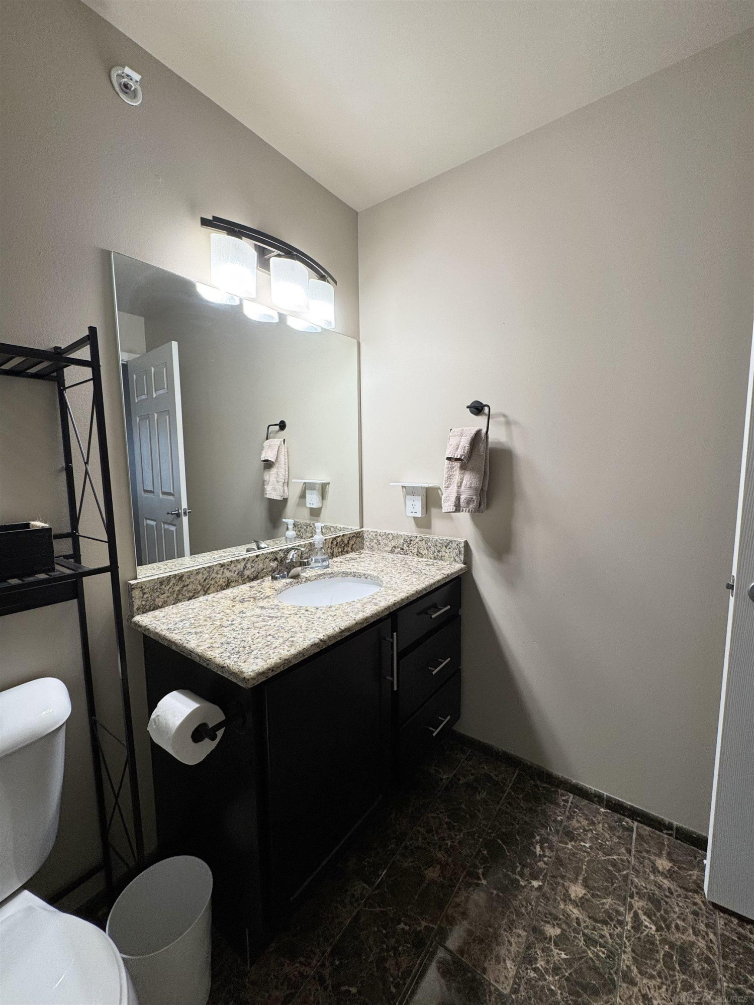 8449 Williamstown Drive, Shelby Twp, MI 48316 — Photo 25