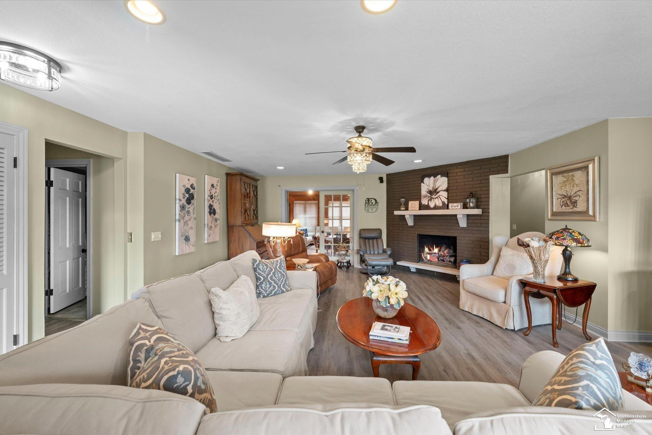 1584 Tennyson Drive, Temperance, MI 48182 — Photo 8
