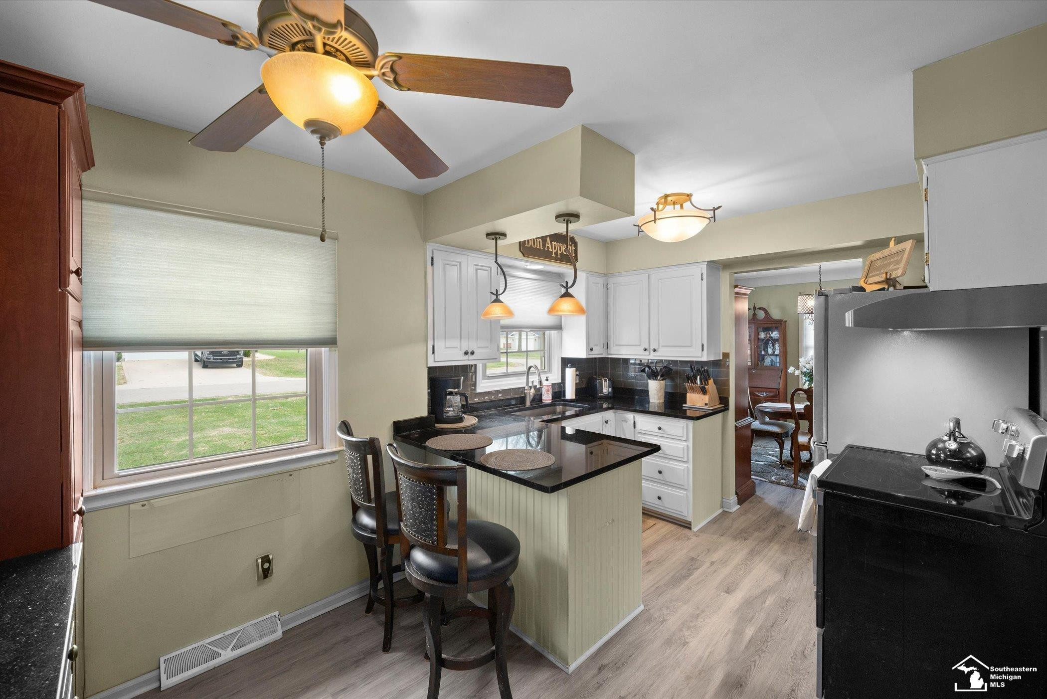 1584 Tennyson Drive, Temperance, MI 48182 — Photo 13
