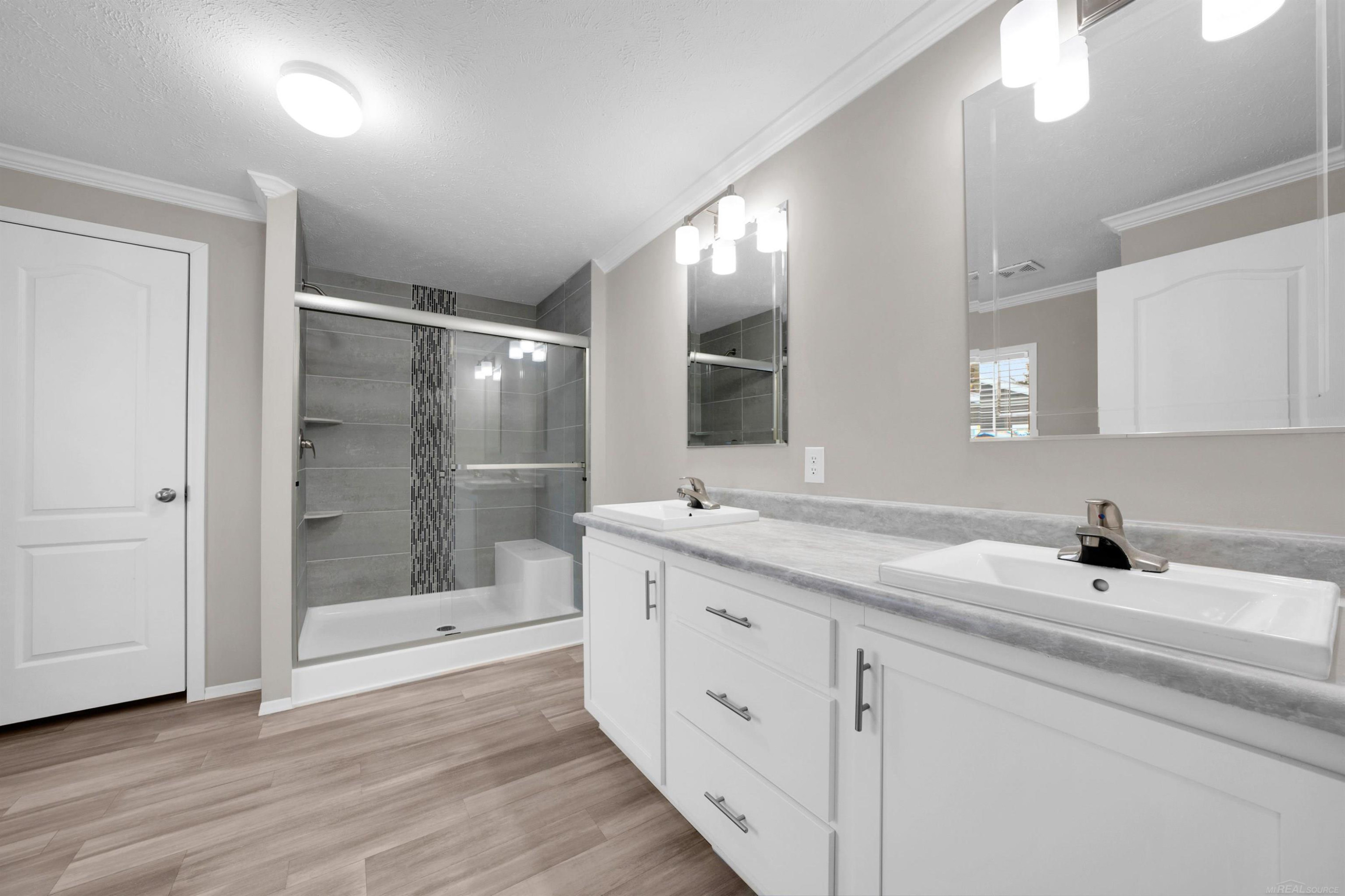 250 Riviera Drive, Lapeer, MI 48446 — Photo 20