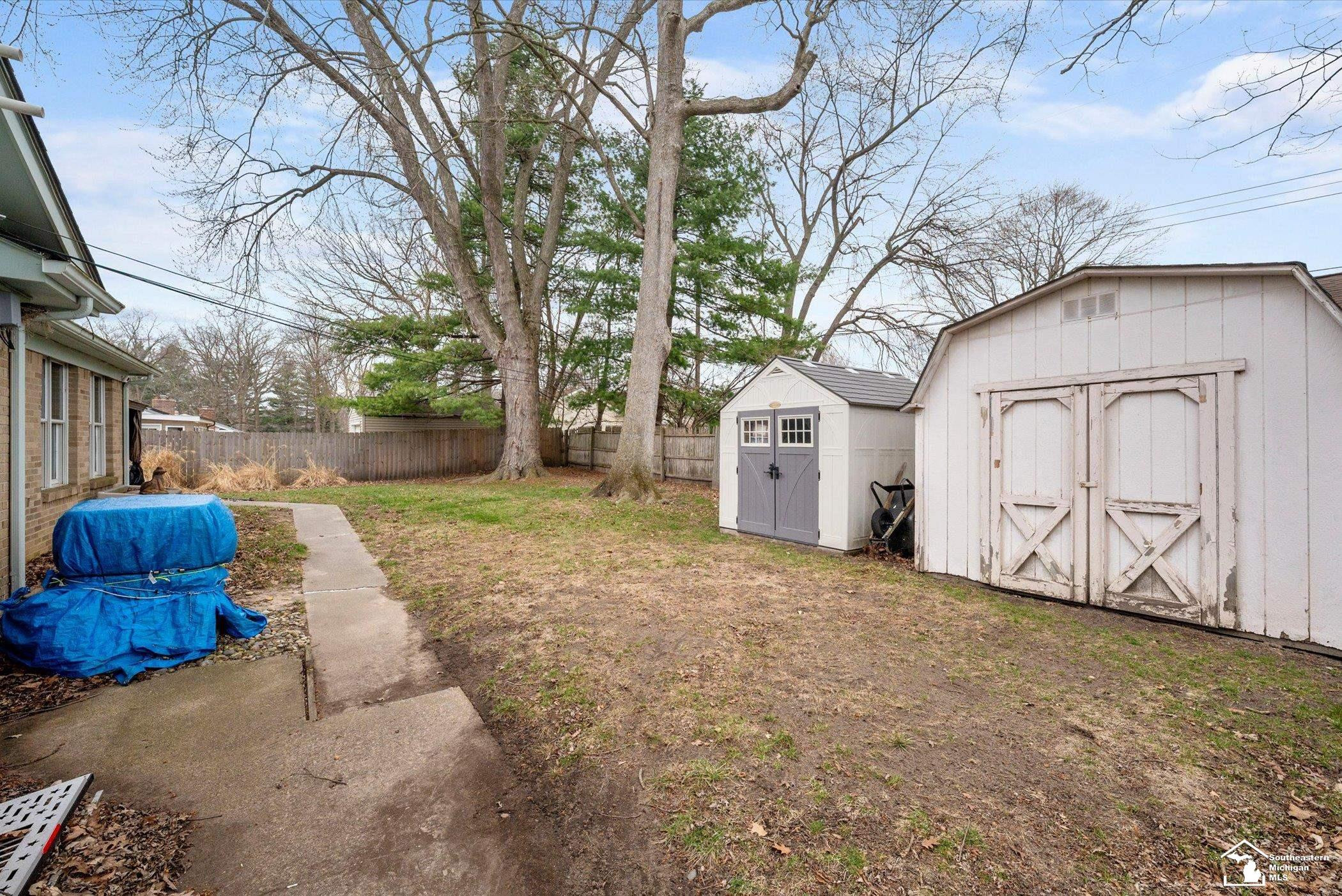 1584 Tennyson Drive, Temperance, MI 48182 — Photo 27