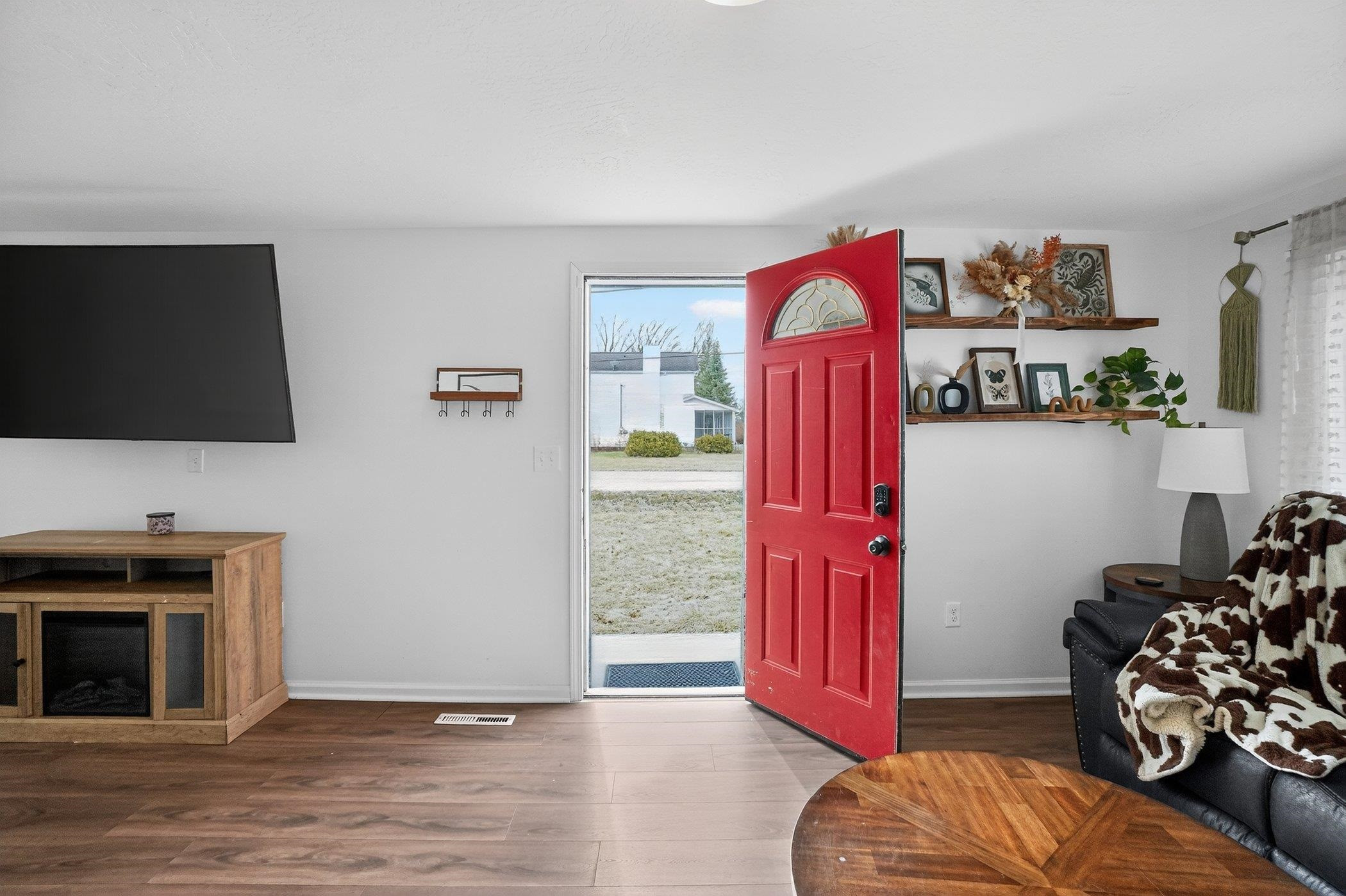 5322 N Elms Road, Flushing, MI 48433 — Photo 2
