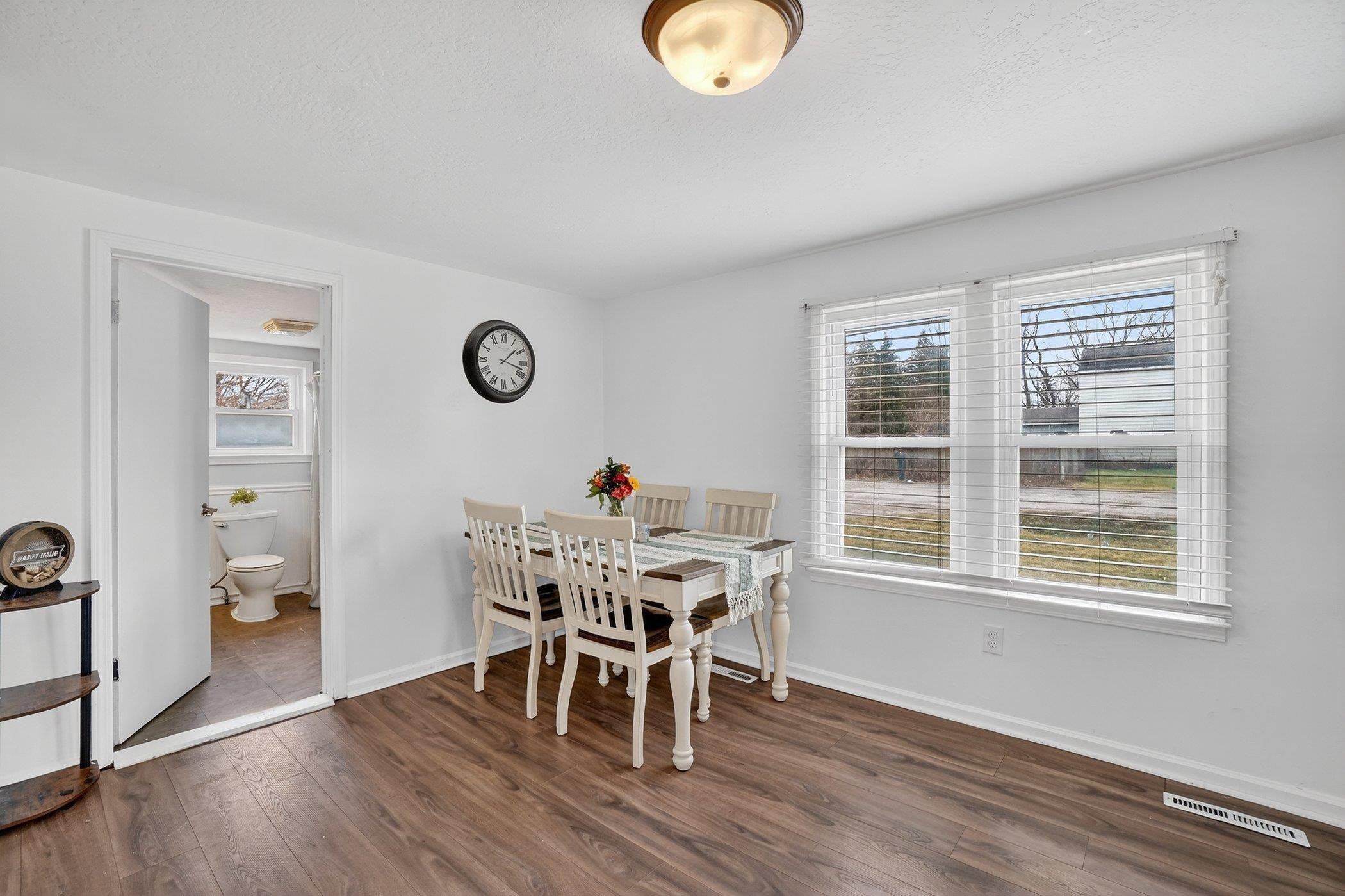 5322 N Elms Road, Flushing, MI 48433 — Photo 11