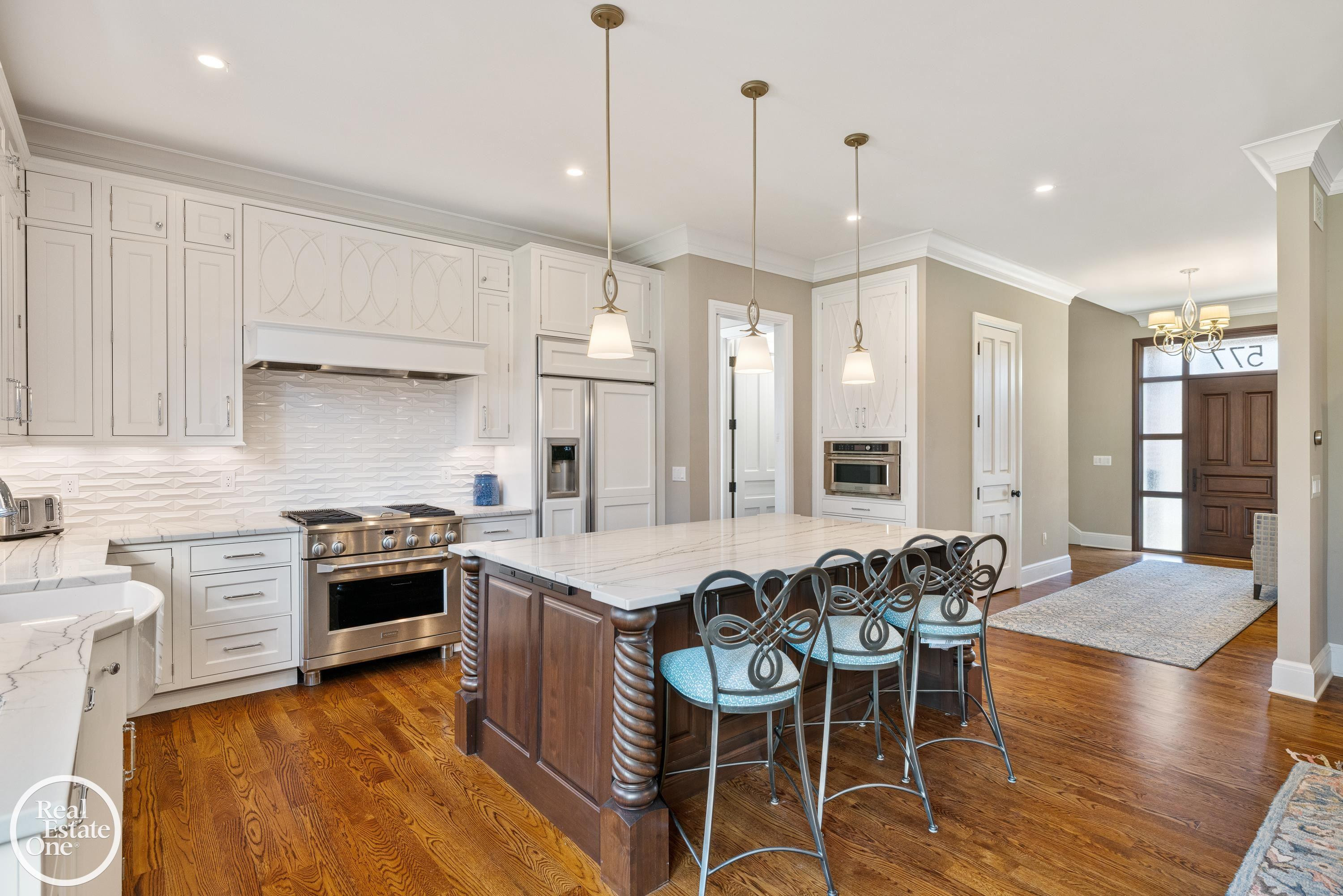 577 Washington Road, Grosse Pointe, MI 48230 — Photo 13