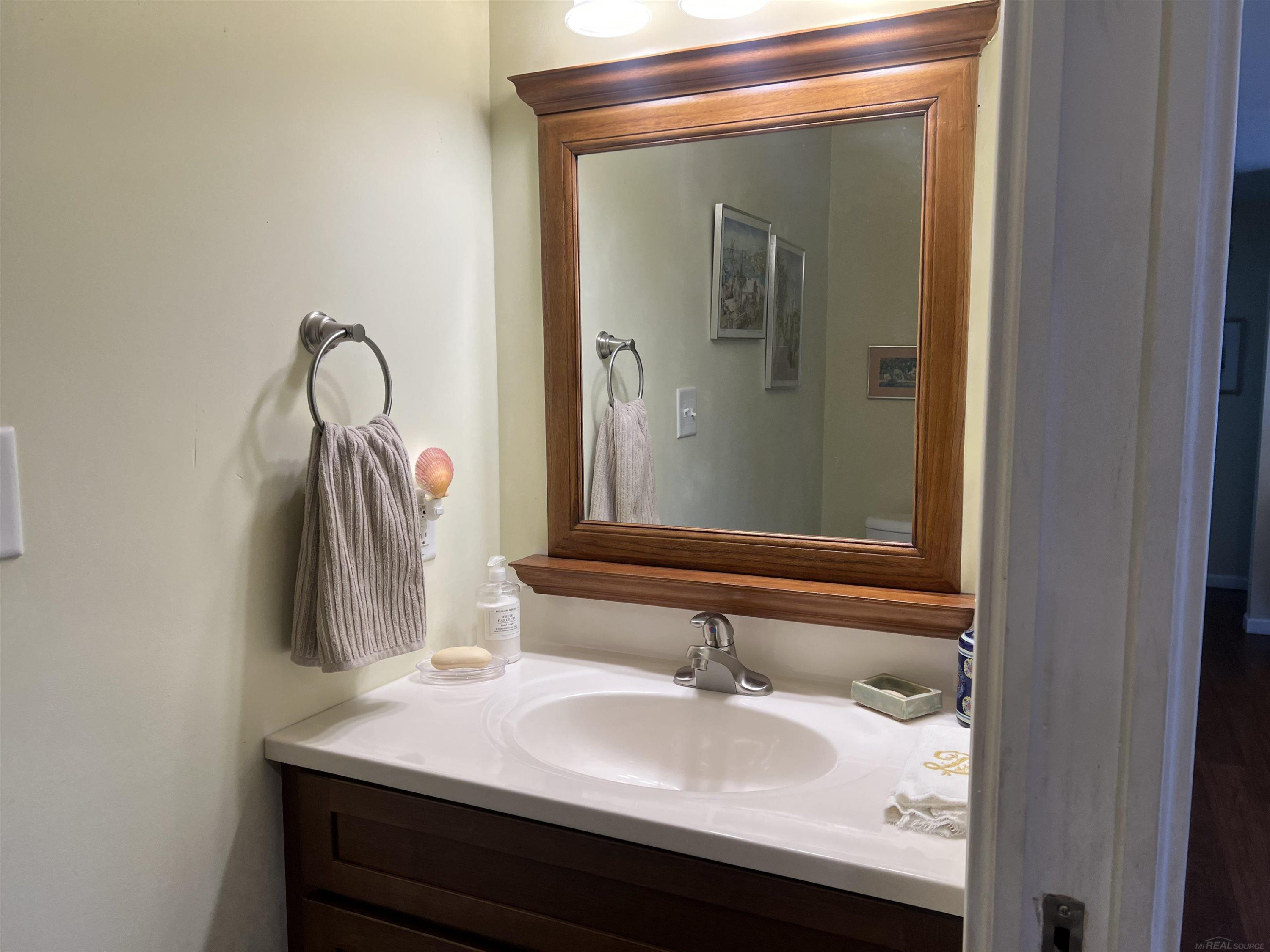 38524 Pineridge Street, MI — Photo 9