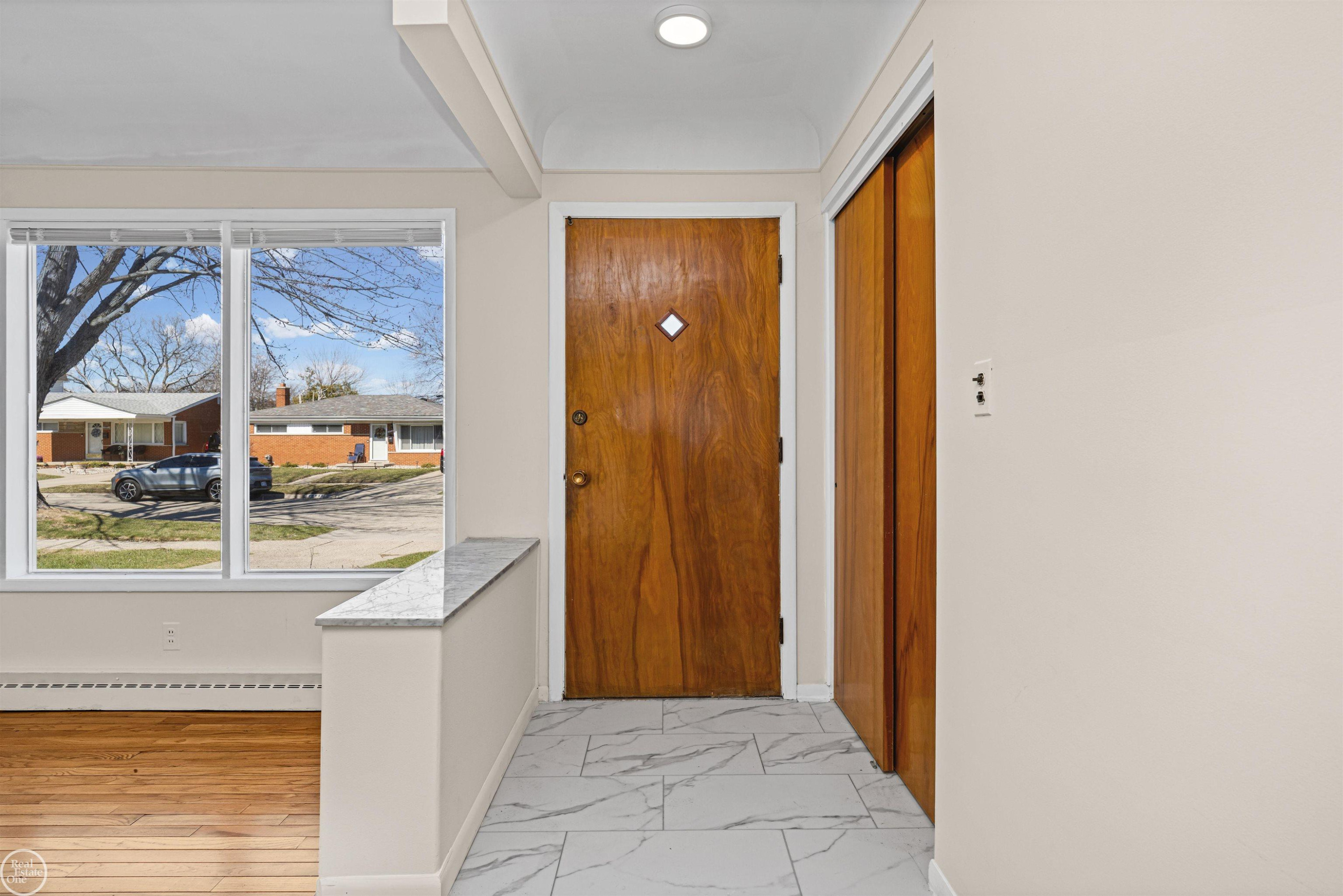 16840 MAY Avenue, Eastpointe, MI 48021 — Photo 4