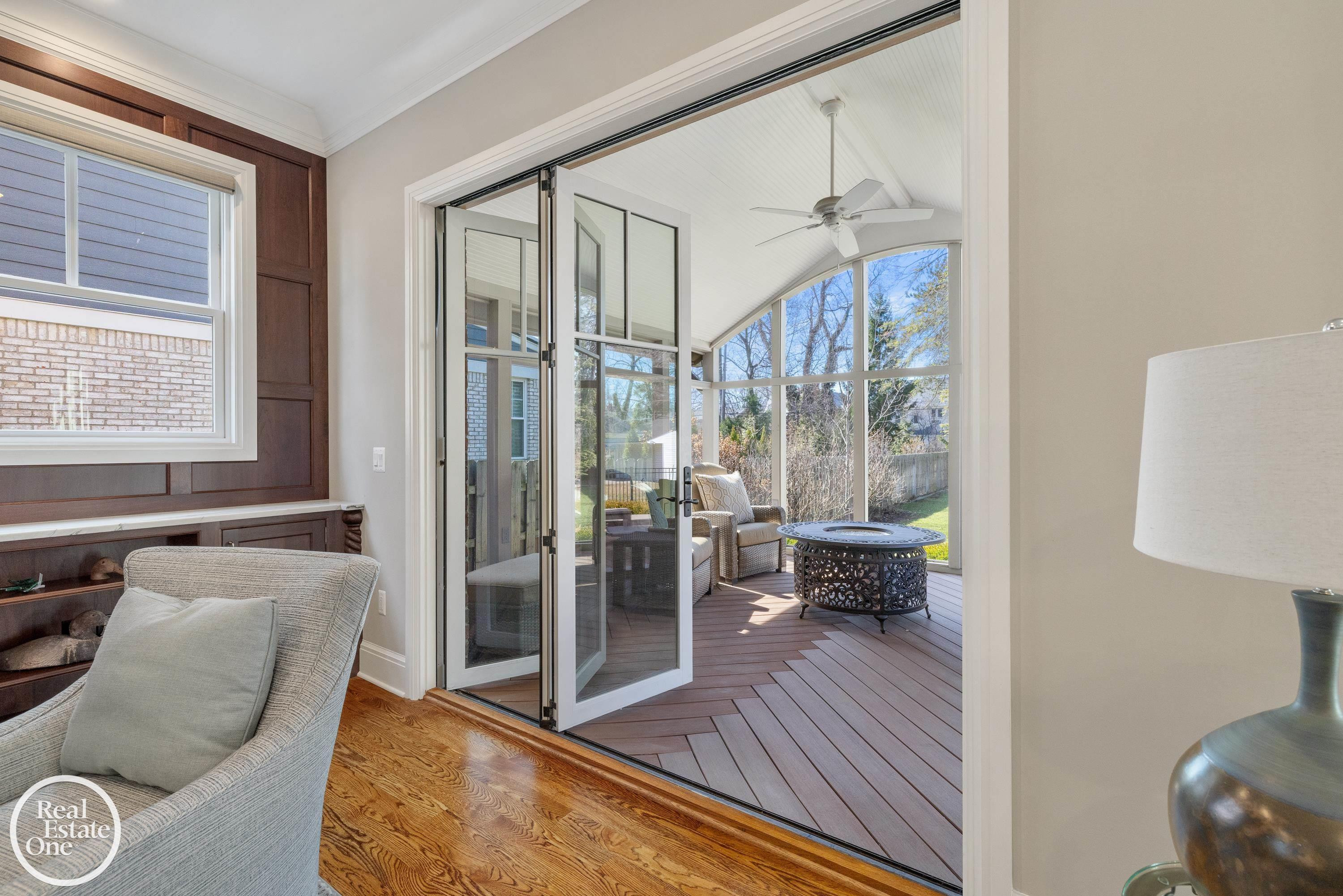 577 Washington Road, Grosse Pointe, MI 48230 — Photo 32