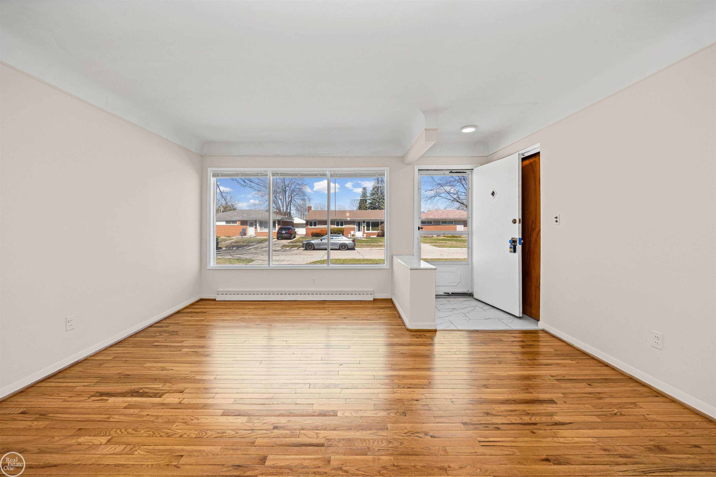 16840 MAY Avenue, Eastpointe, MI 48021 — Photo 6