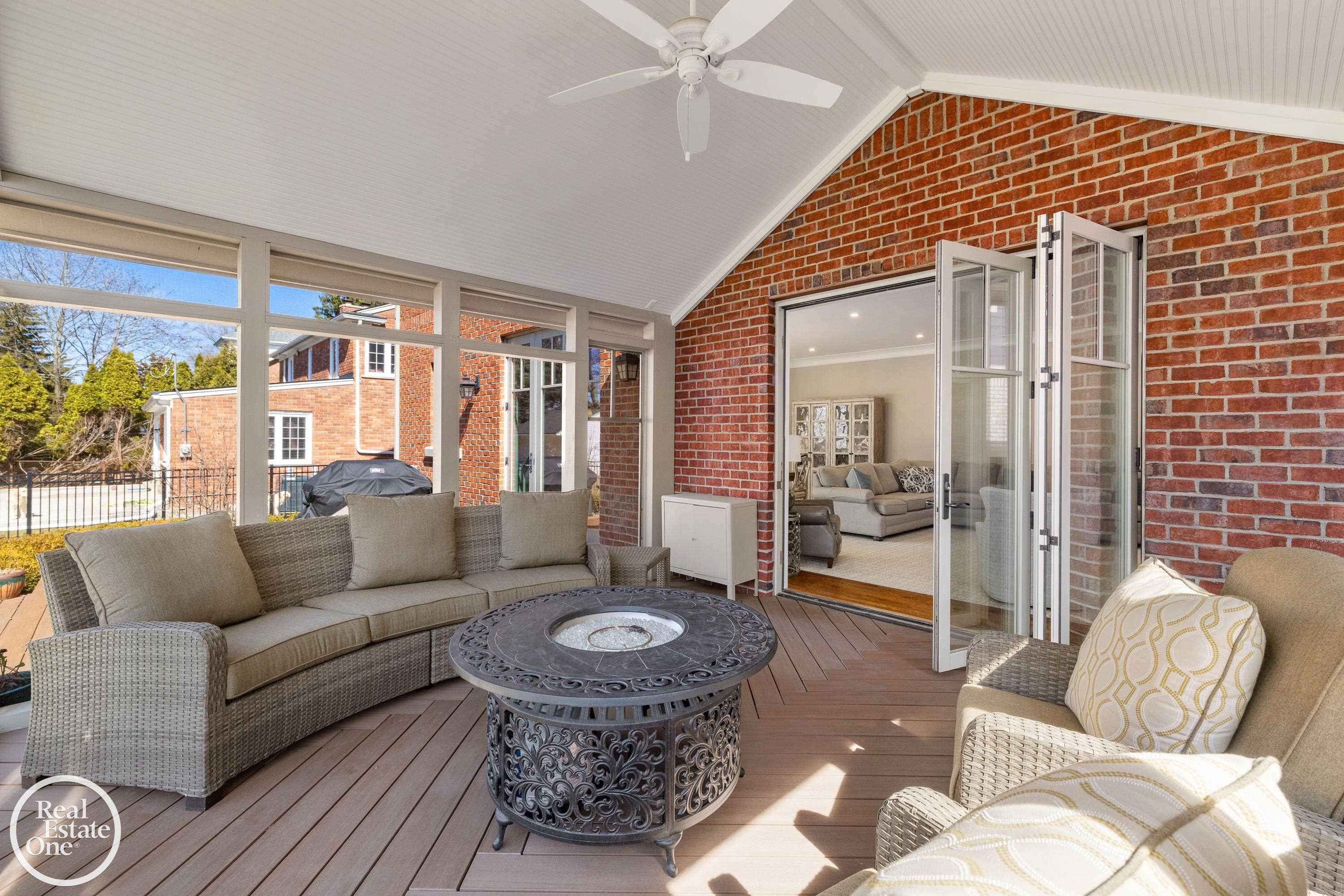 577 Washington Road, Grosse Pointe, MI 48230 — Photo 35