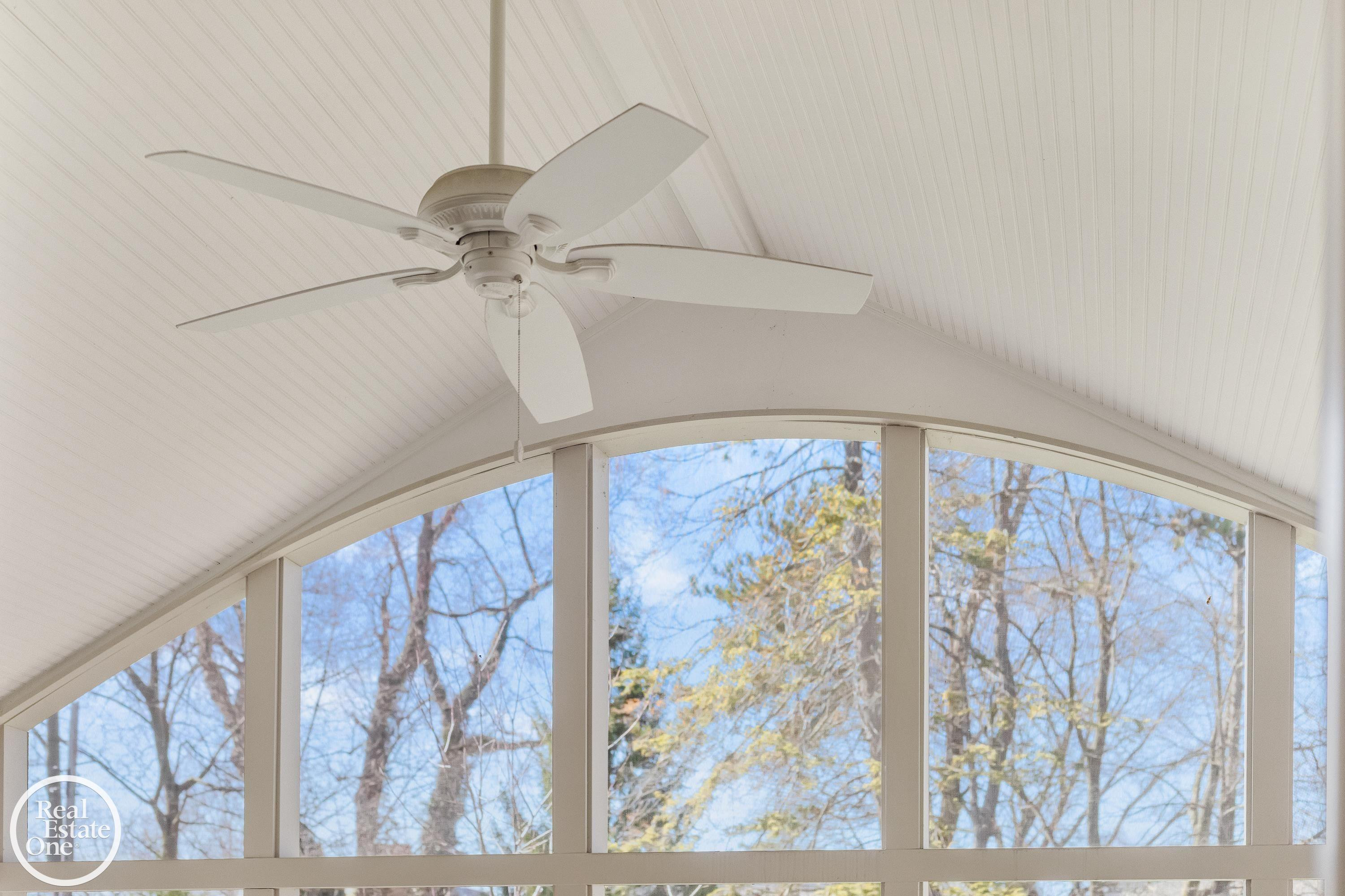 577 Washington Road, Grosse Pointe, MI 48230 — Photo 36