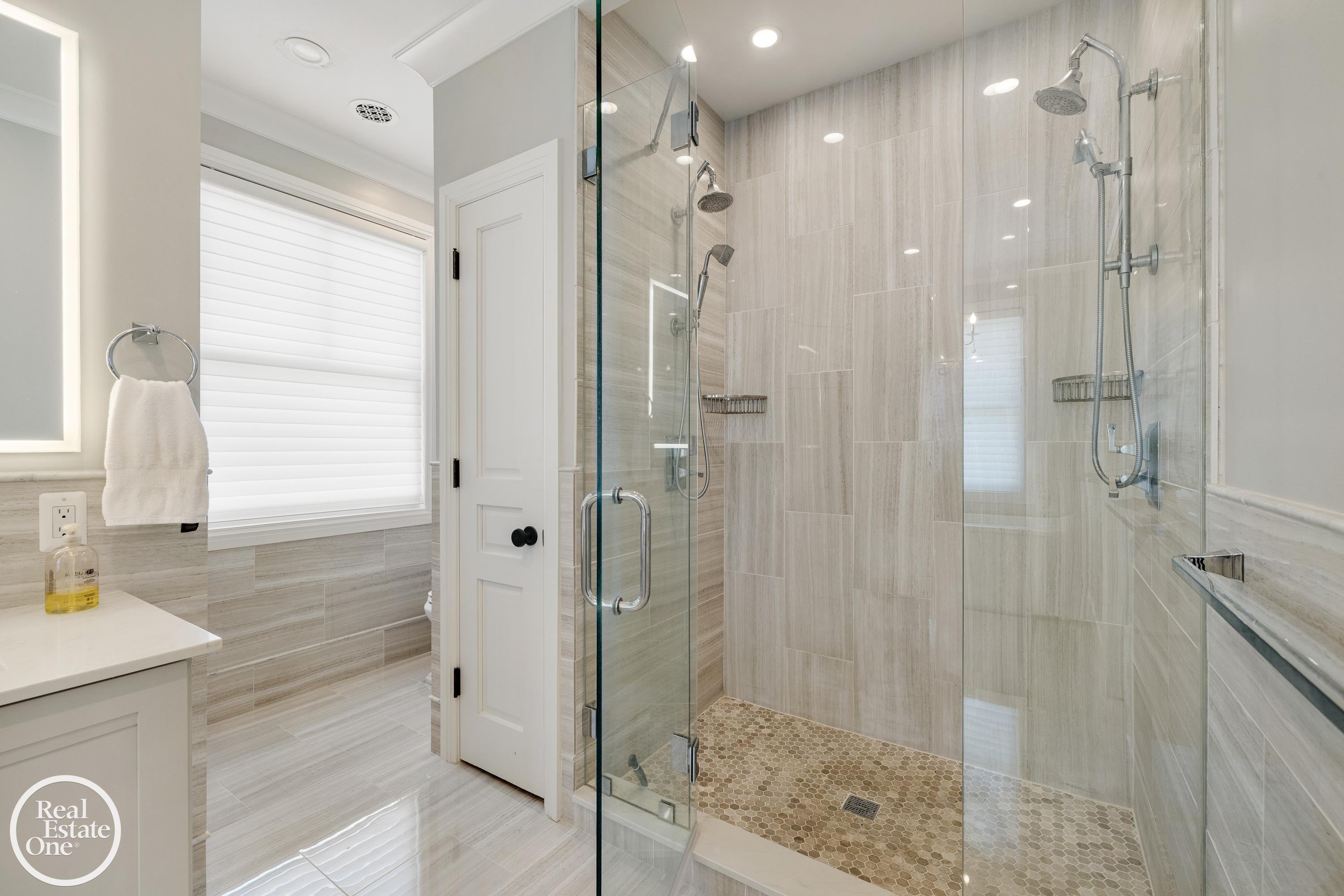 577 Washington Road, Grosse Pointe, MI 48230 — Photo 53
