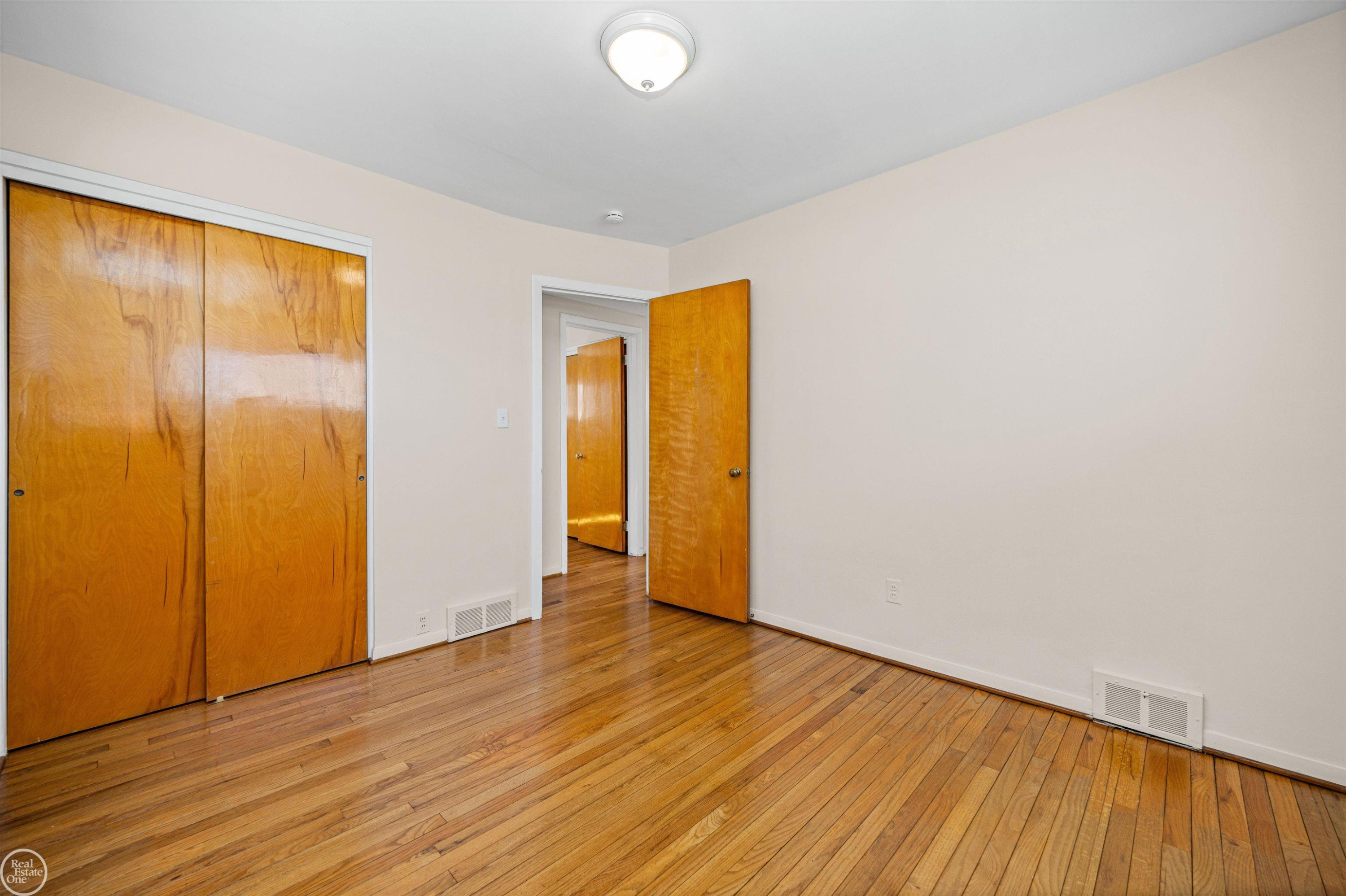 16840 MAY Avenue, Eastpointe, MI 48021 — Photo 25