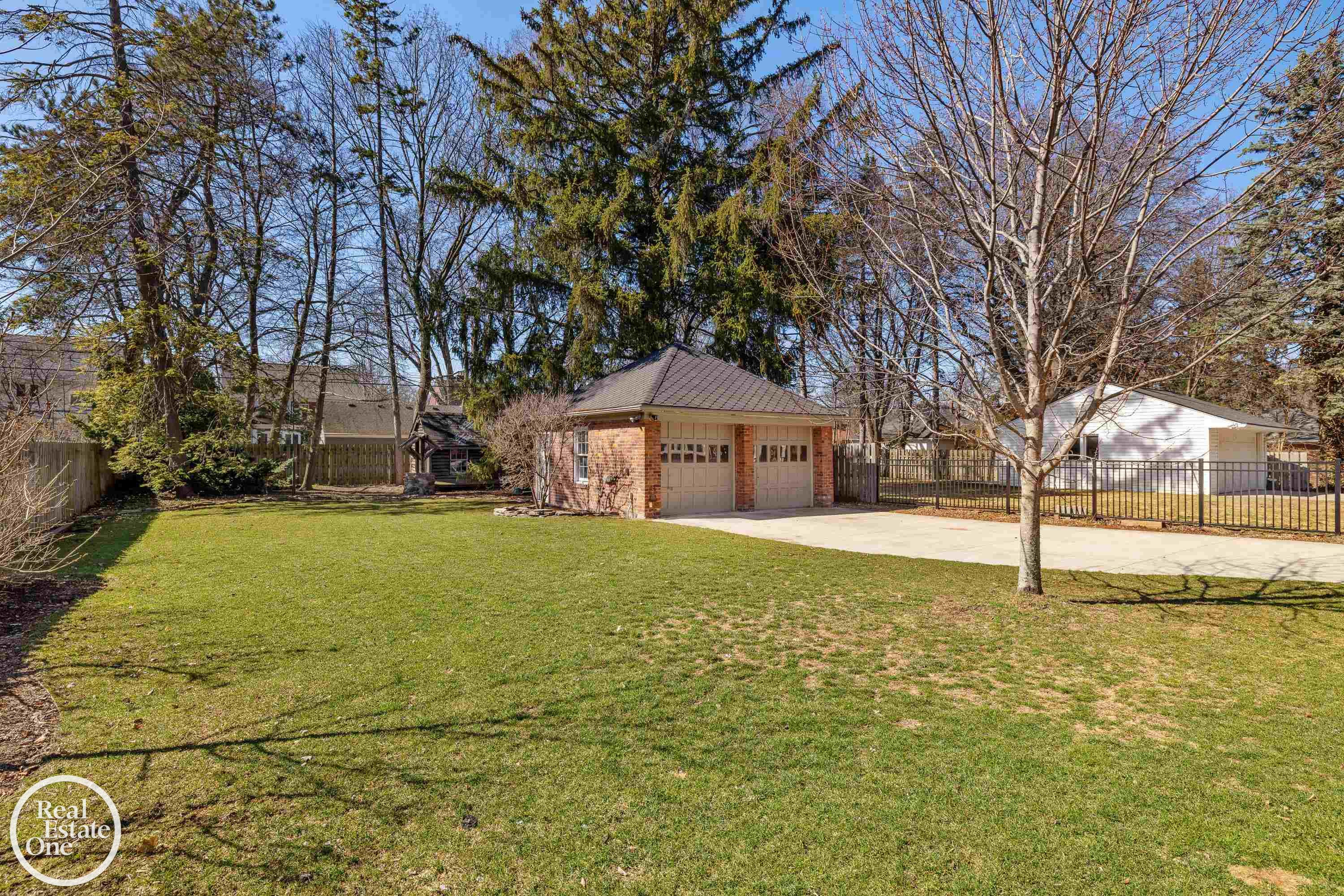 577 Washington Road, Grosse Pointe, MI 48230 — Photo 86