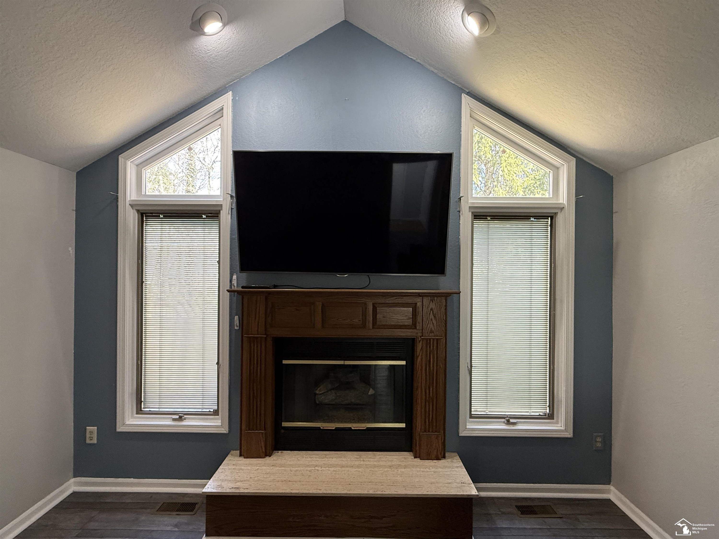 1412 Winding Way Road, Temperance, MI 48182 — Photo 3