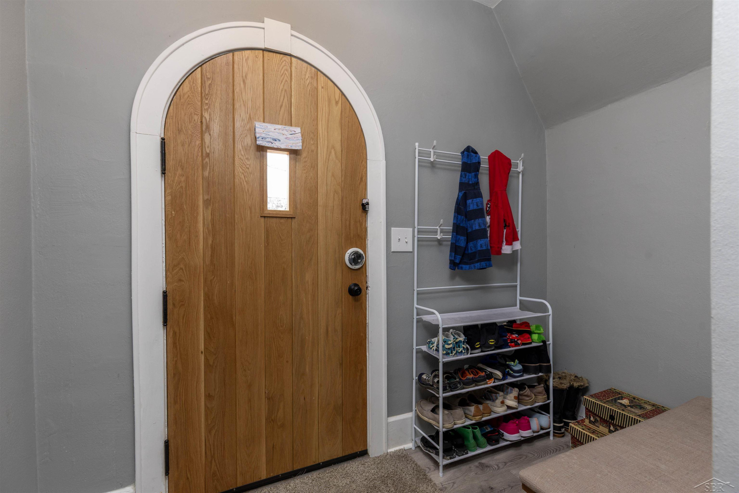 631 W Belle Avenue, Saint Charles, MI 48865 — Photo 3