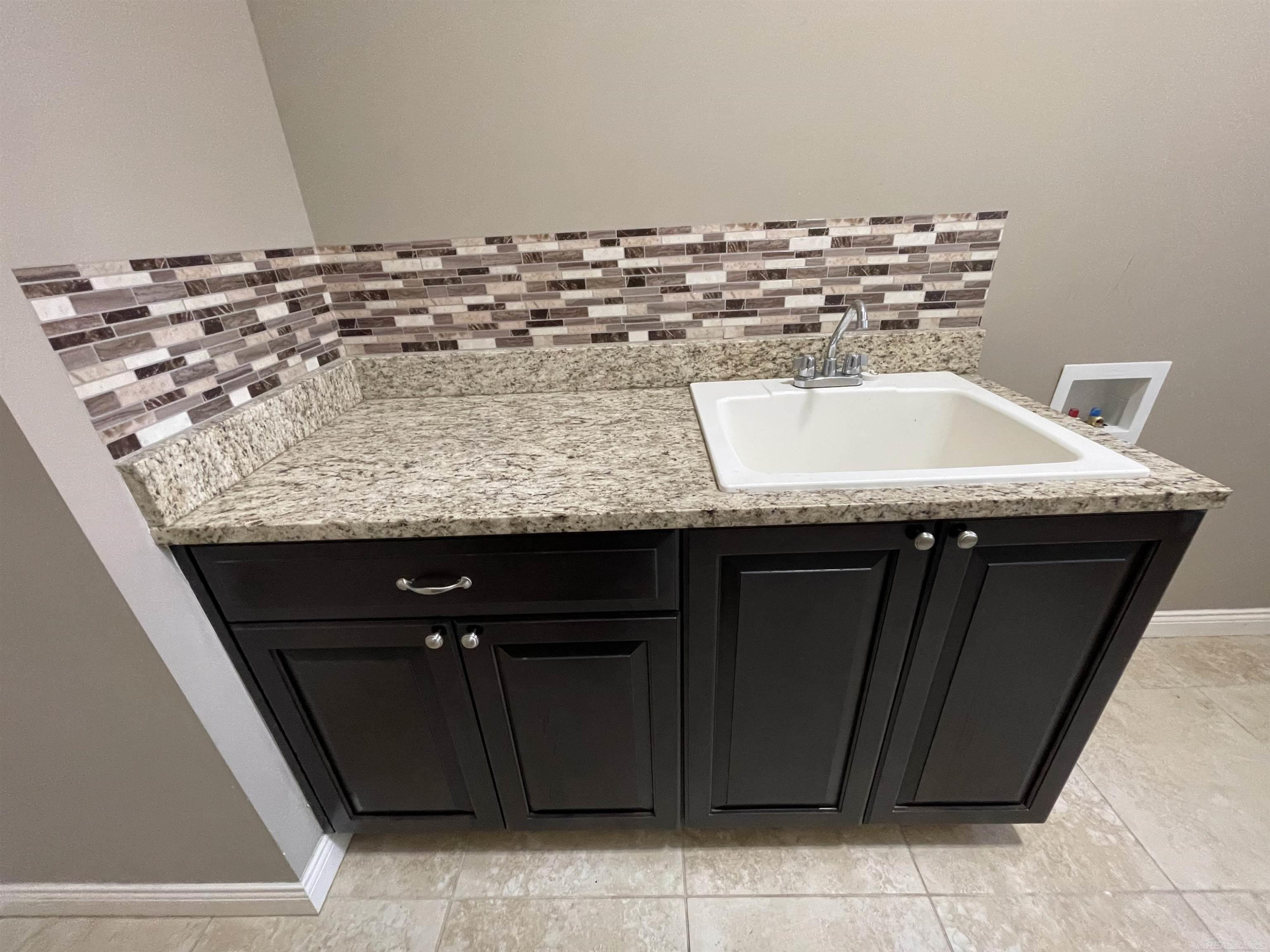 50181 Dante Court, New Baltimore, MI 48047 — Photo 25
