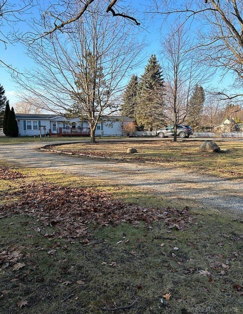 3894 Lake George Road, Dryden, MI 48428 — Photo 29