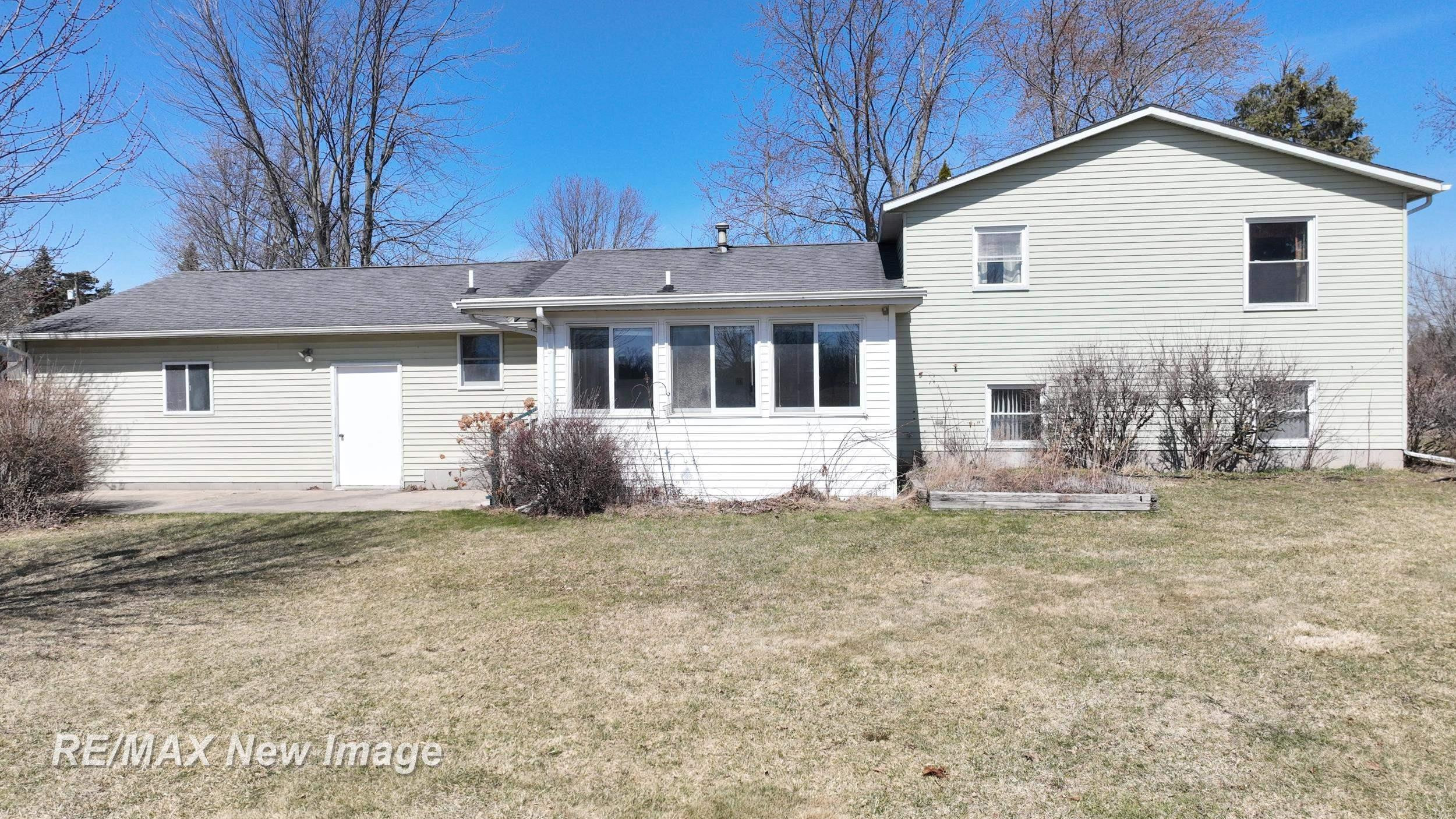 1415 W North Union Road, Auburn, MI 48611 — Photo 38
