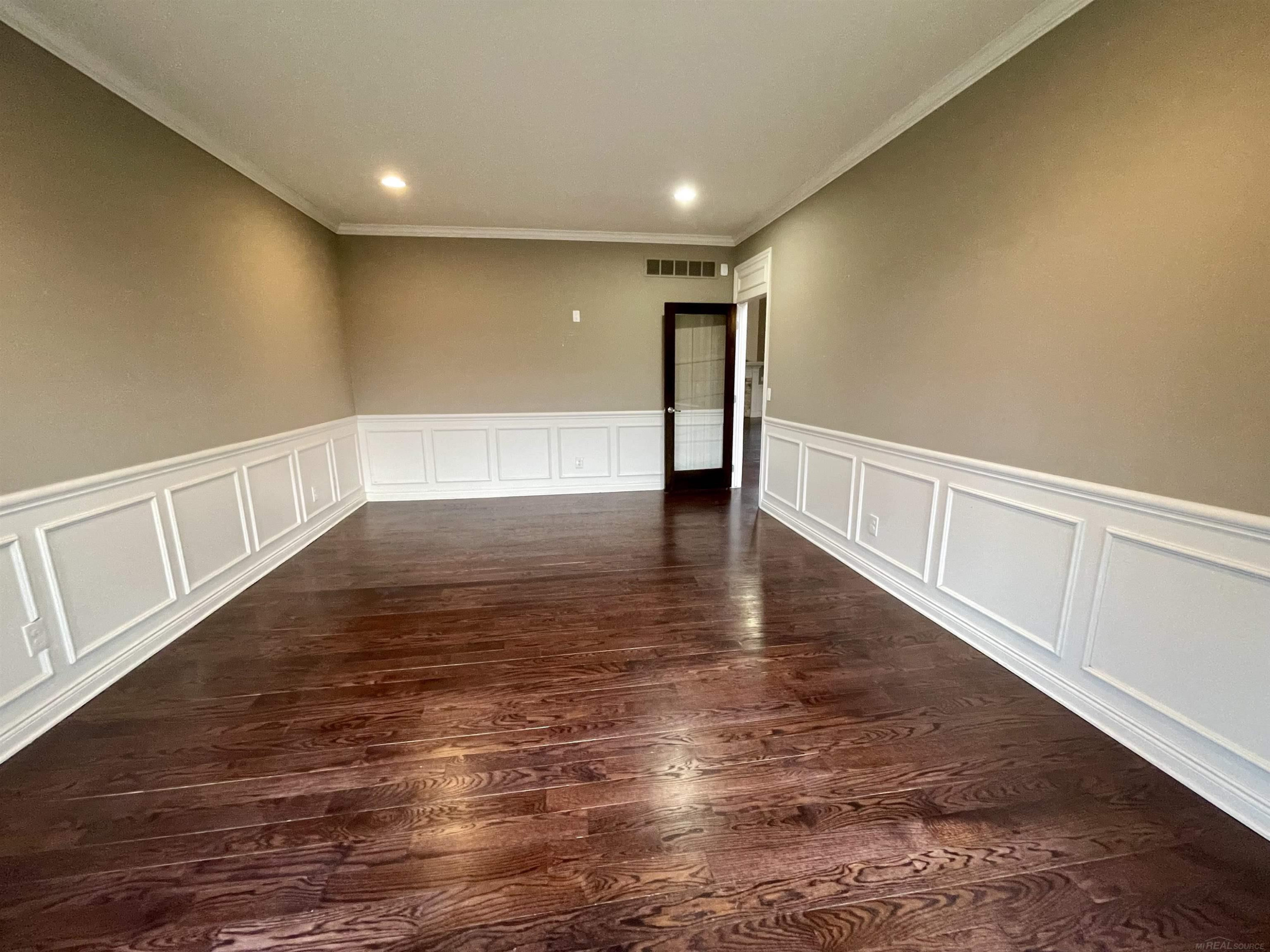 50181 Dante Court, New Baltimore, MI 48047 — Photo 31