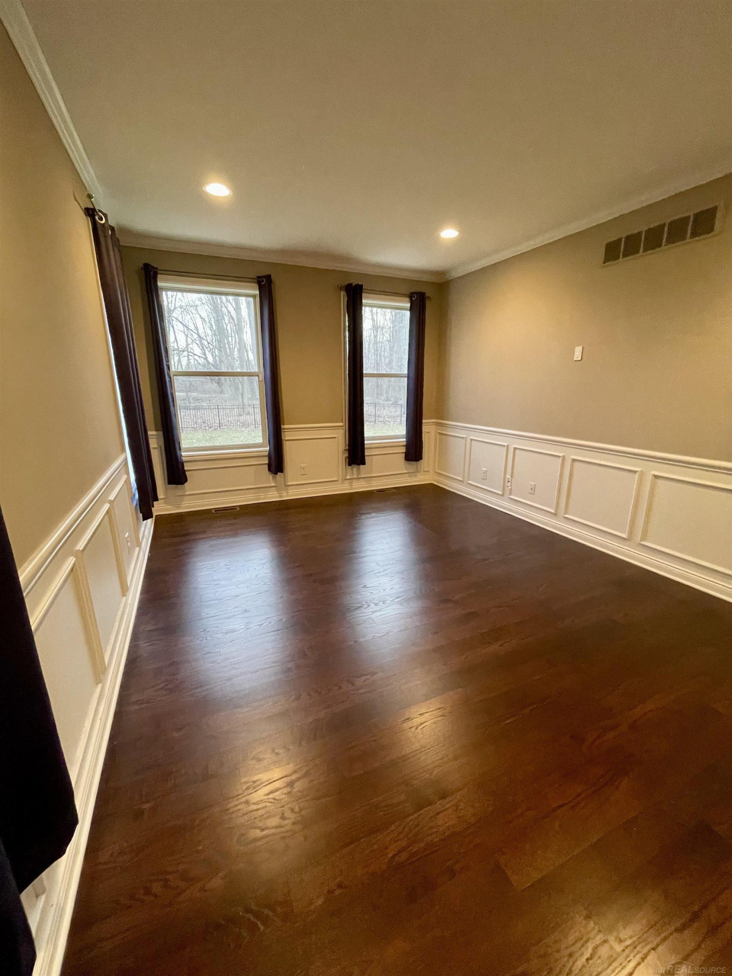 50181 Dante Court, New Baltimore, MI 48047 — Photo 37