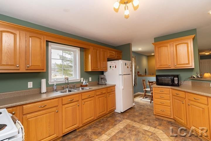 4703 Treat Highway, Adrian, MI 49221 — Photo 28
