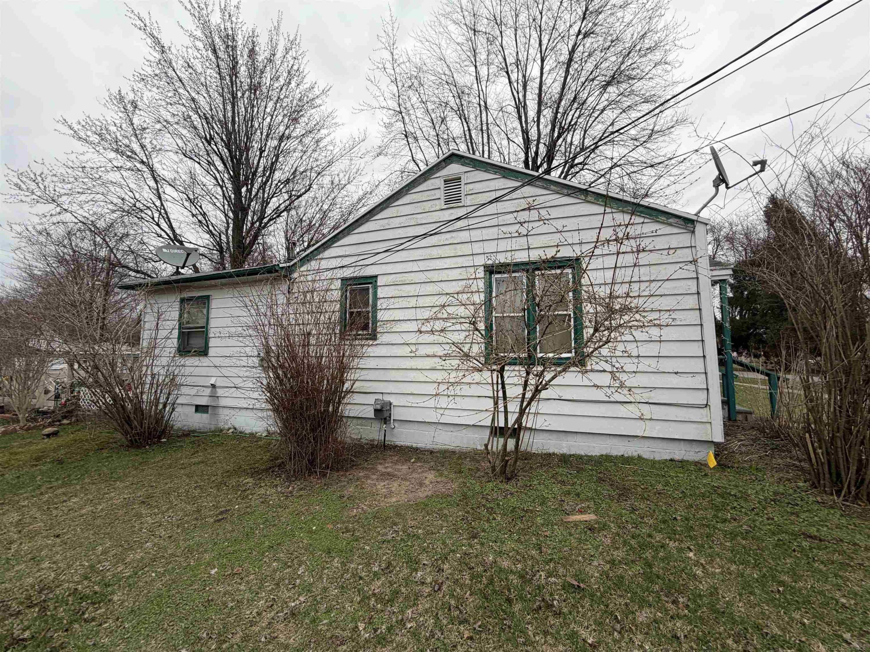 215 Elmwood Street, Hartford, MI 49057 — Photo 3