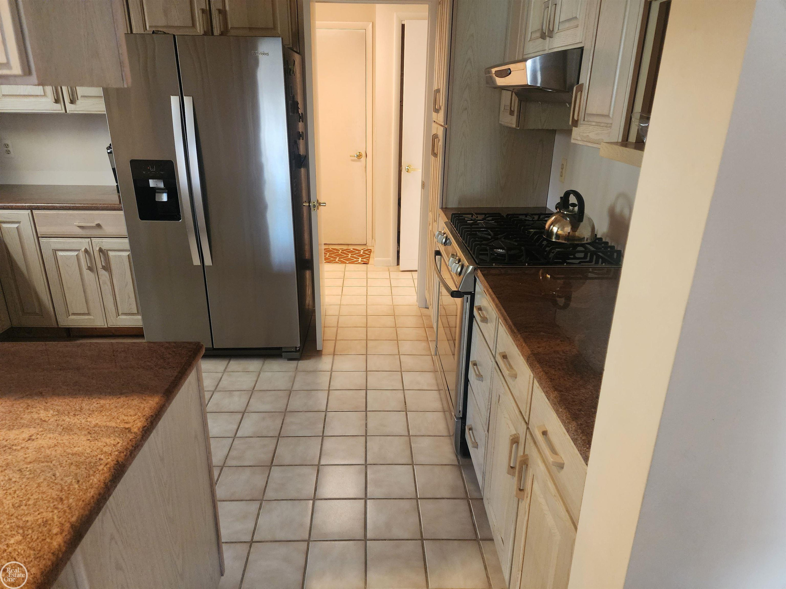 3515 Strawberry Lane, Port Huron, MI 48060 — Photo 4