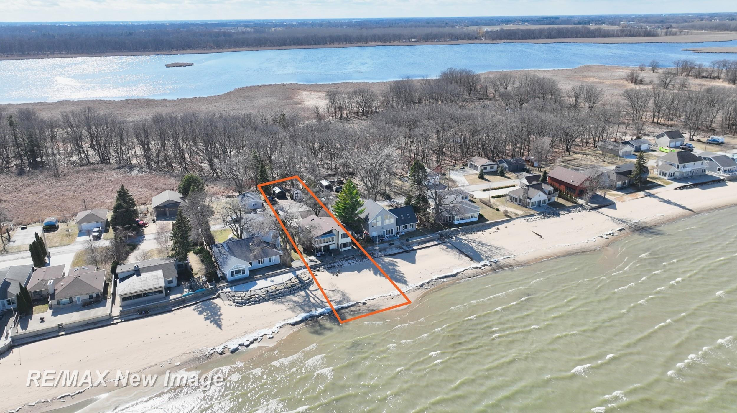 389 Ricoma Beach Road, Bay City, MI 48706 — Photo 6