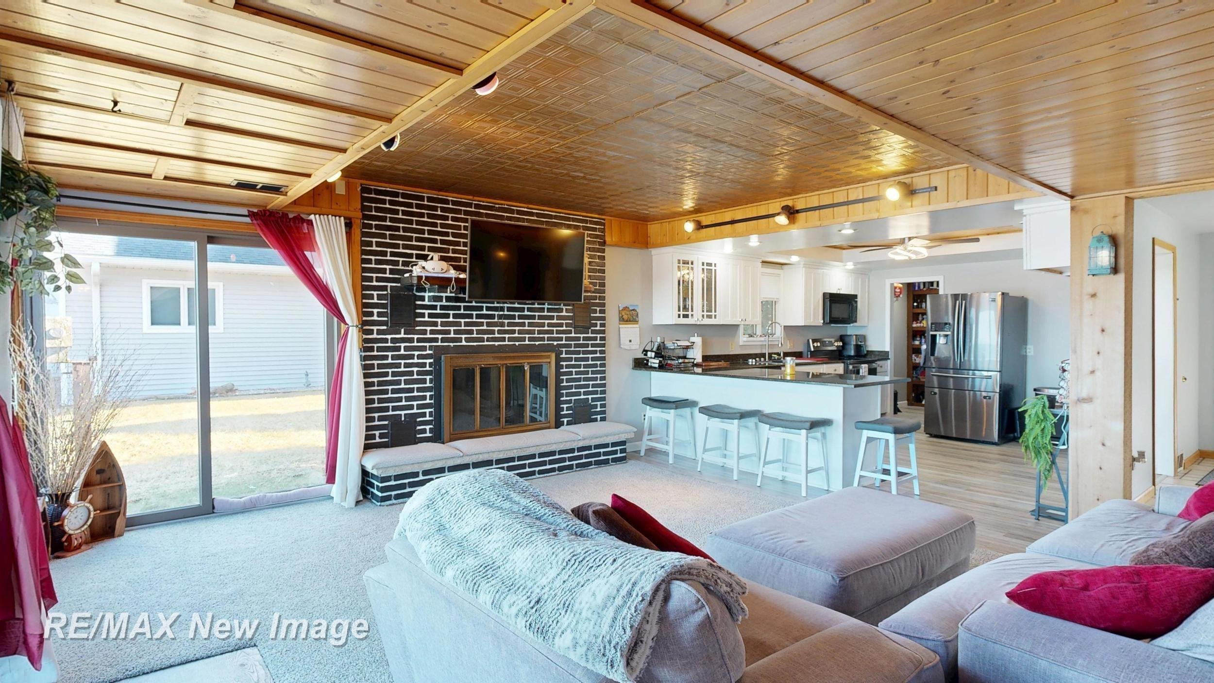 389 Ricoma Beach Road, Bay City, MI 48706 — Photo 10